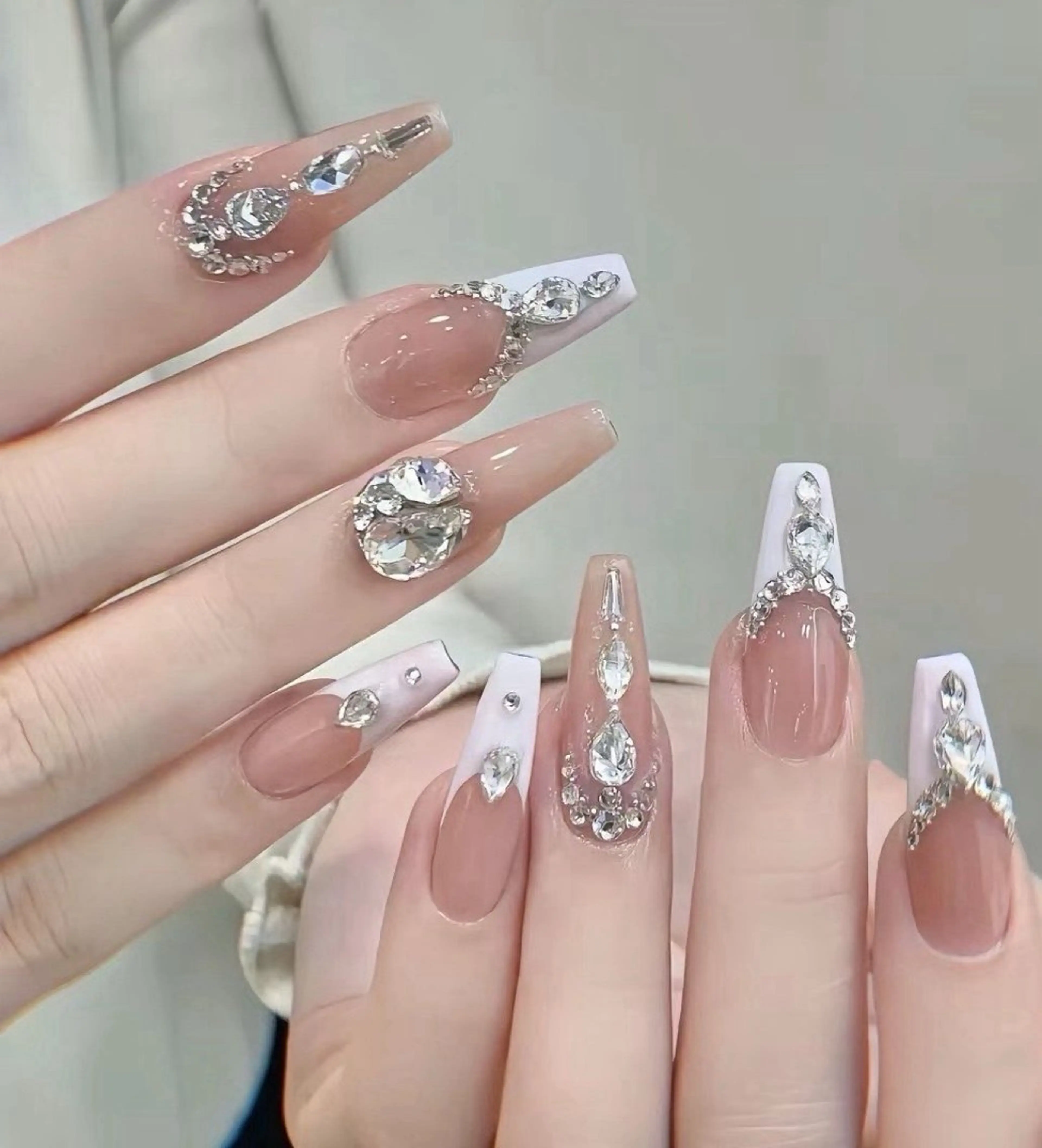 ネイル pink lady サロン・紬のネイルデザイン