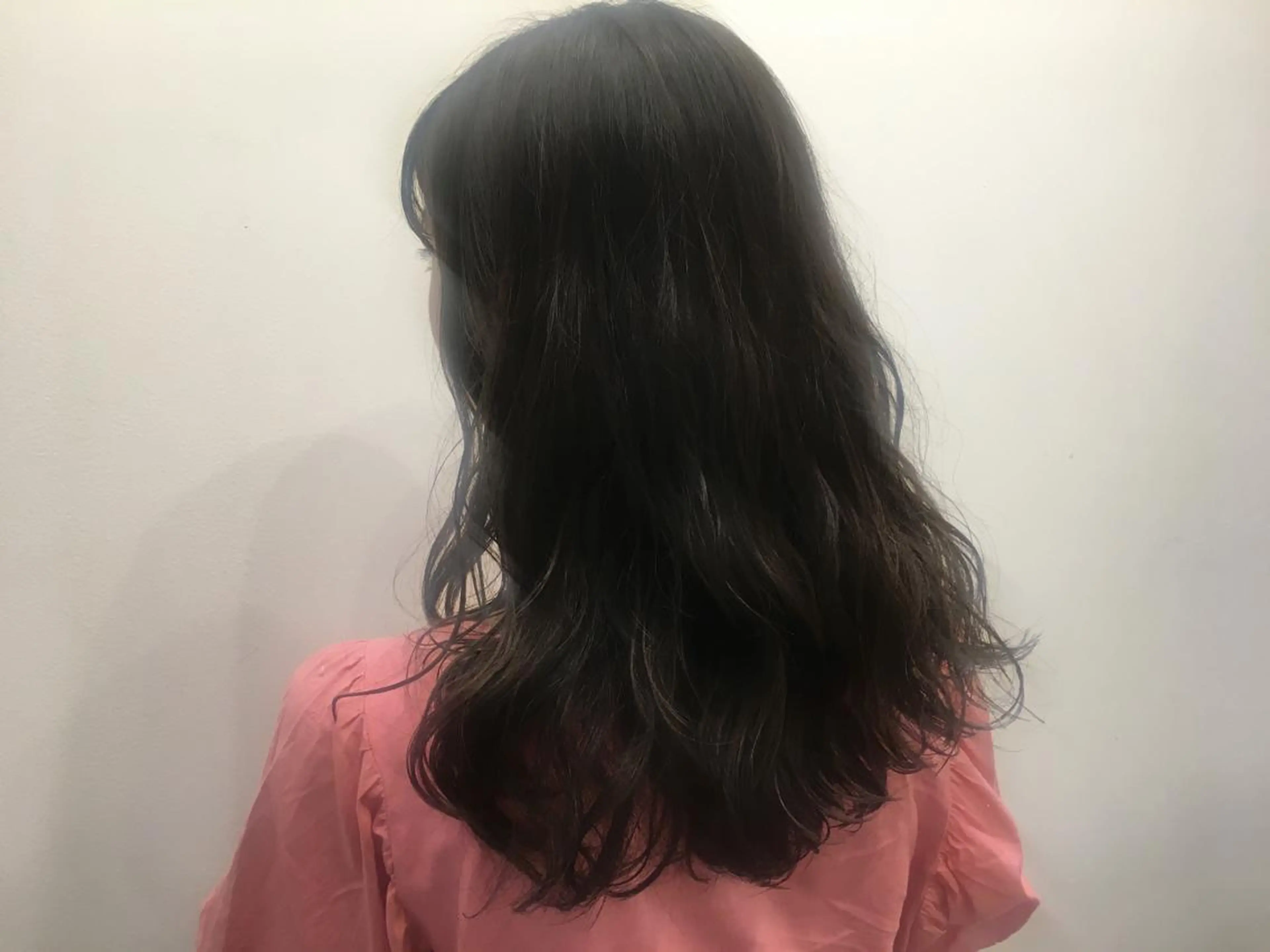 ミディアム パーマ ヘアアレンジ ミディアムパーマ apish aoyama所属・武 愛子の眉毛・アイブロウイメージ