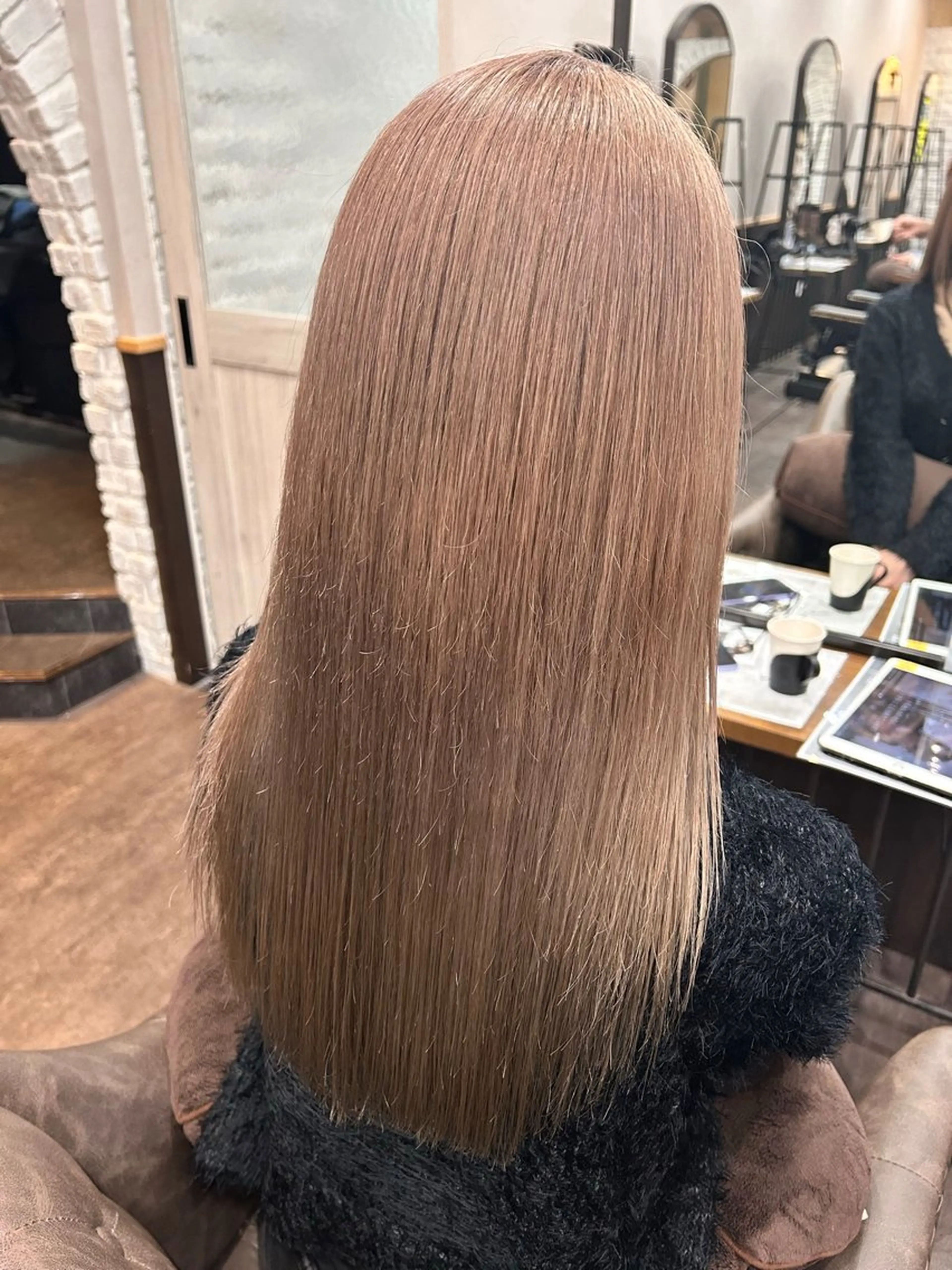 ロング カット ヘアカラー 🦄🩵YUNA 🩵🦄のヘアスタイル