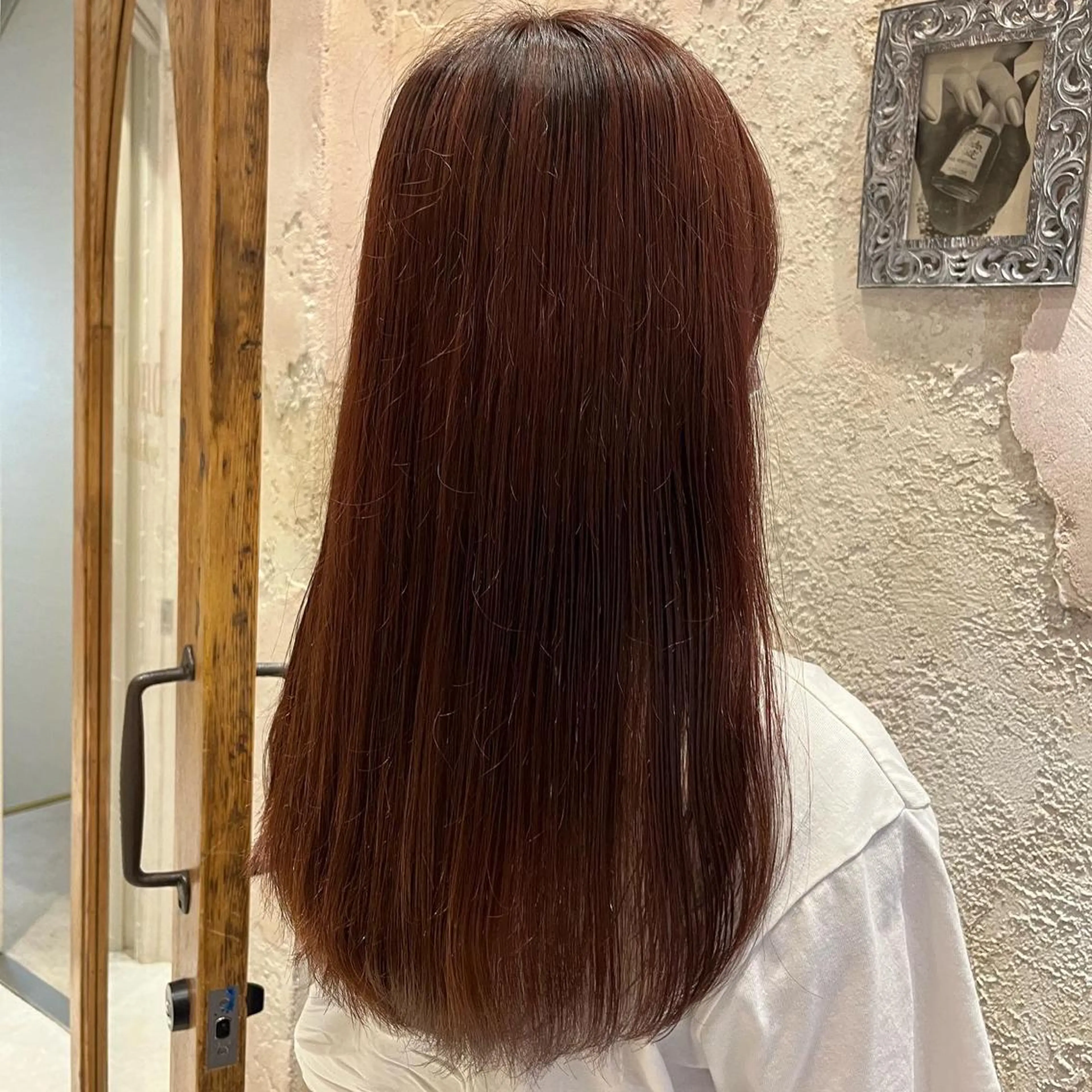 ロング 顔まわりレイヤー 顔周りカット 髪質改善 韓国風ヘア レイヤーカット 川井麻由🎀アイドル 量産🎀ピンクカラーのヘアスタイル