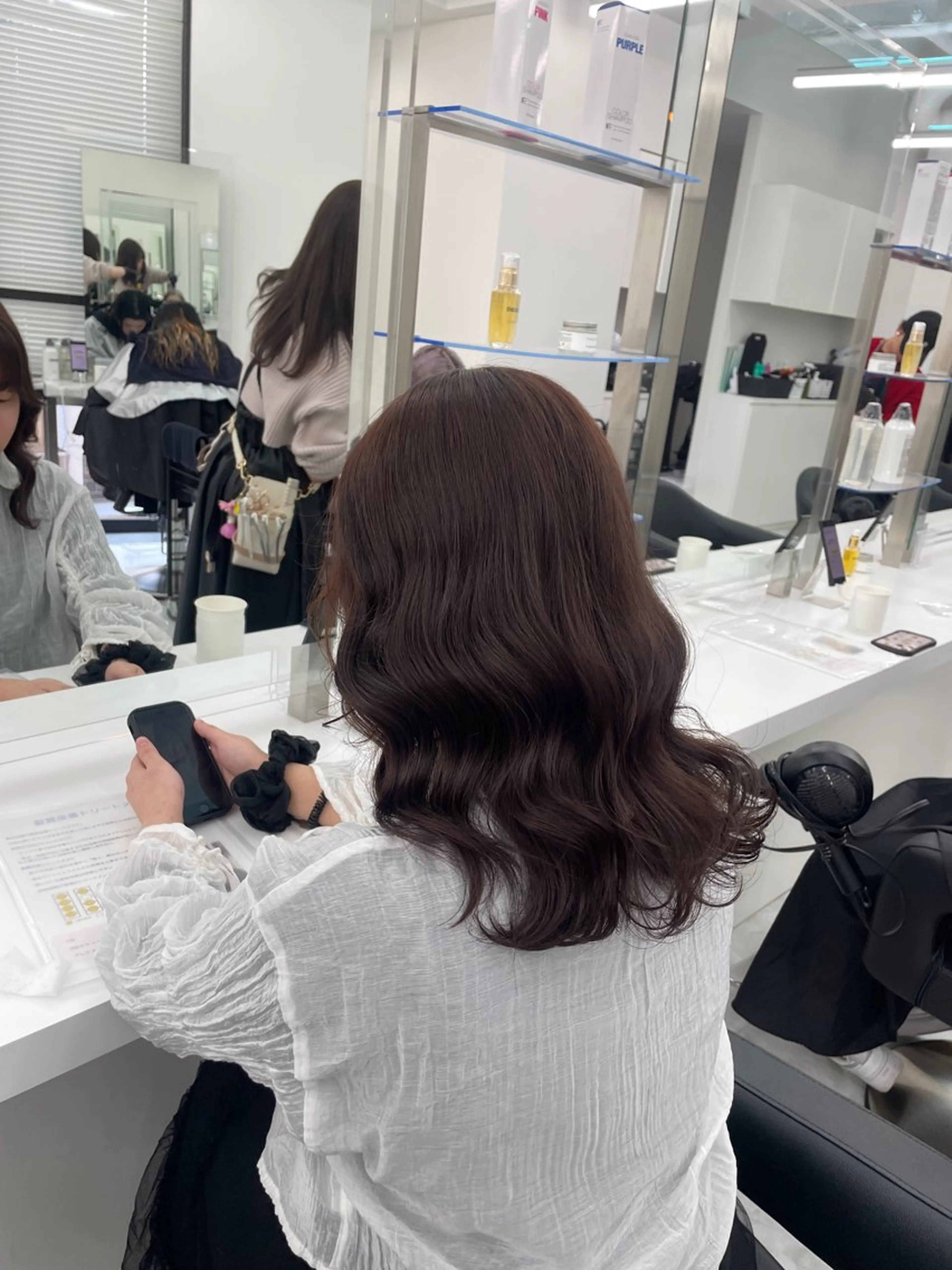 ロング ヘアカラー 大人上品🤍明るめ ベージュ🤍REOのヘアスタイル