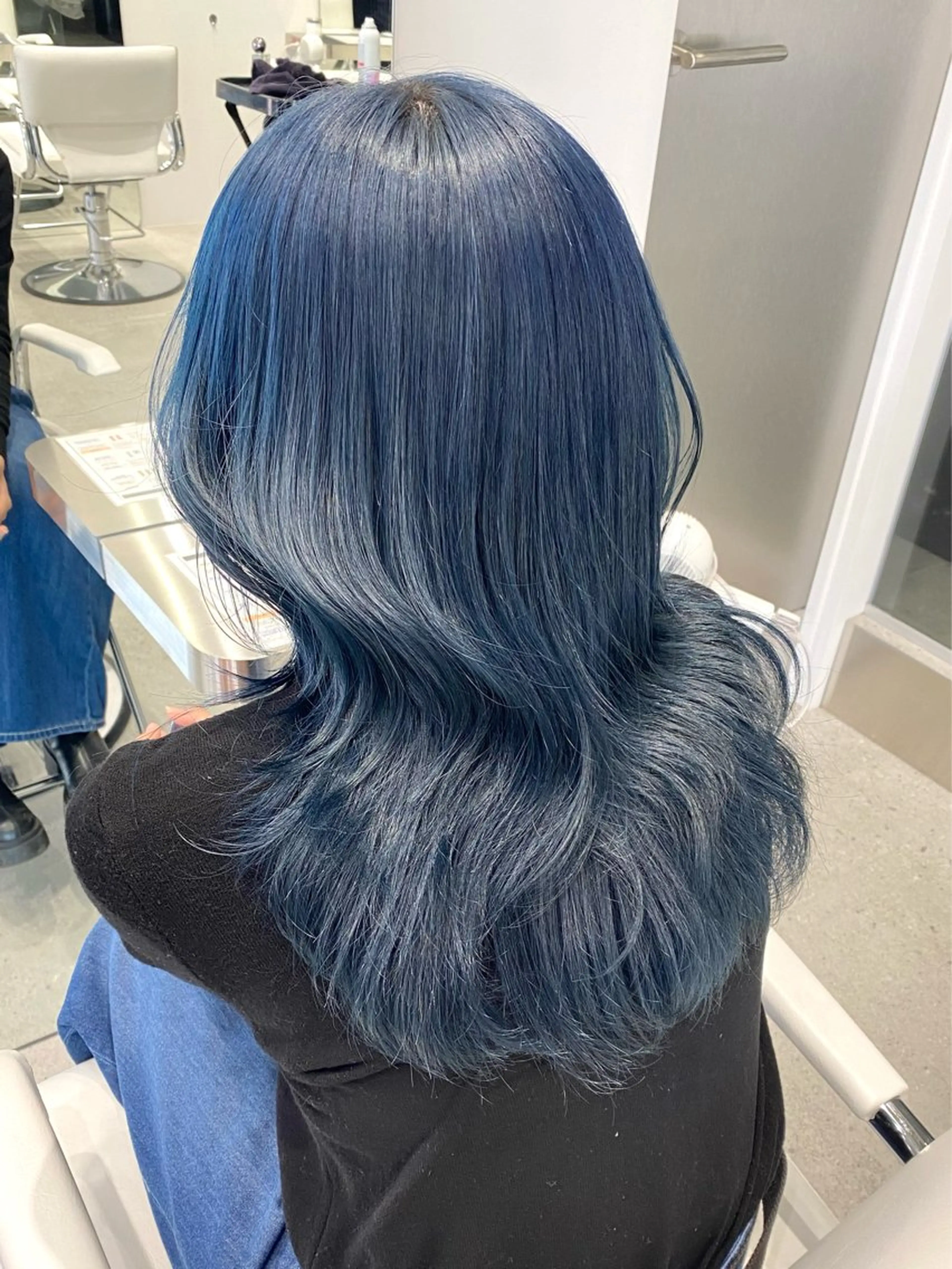 セミロング カット ヘアカラー すぎもと さき⚡️ 朝ラク・*パーマのヘアスタイル