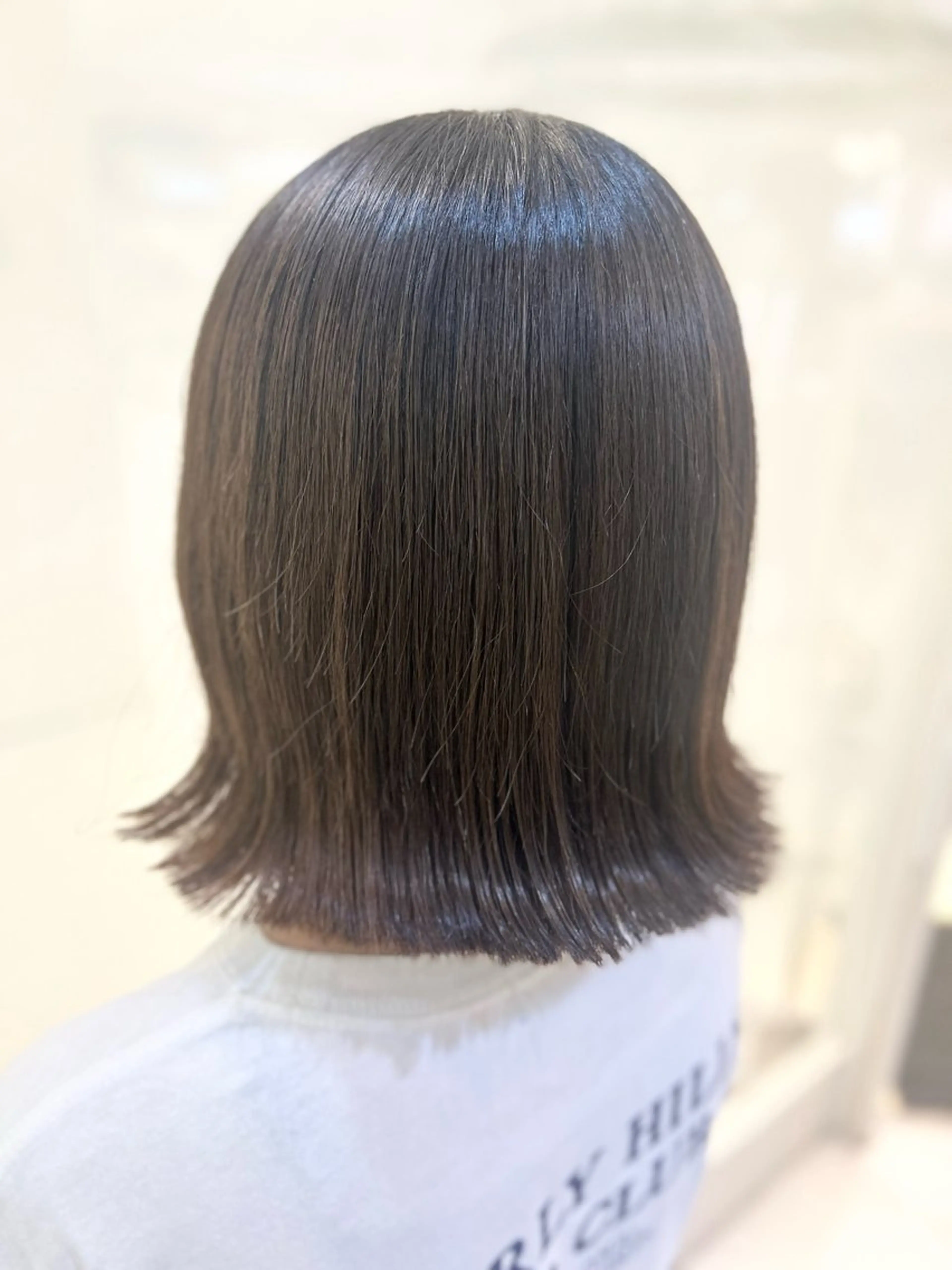 ショート カラー 艶質改善/縮毛矯正 ササキナツミのヘアスタイル