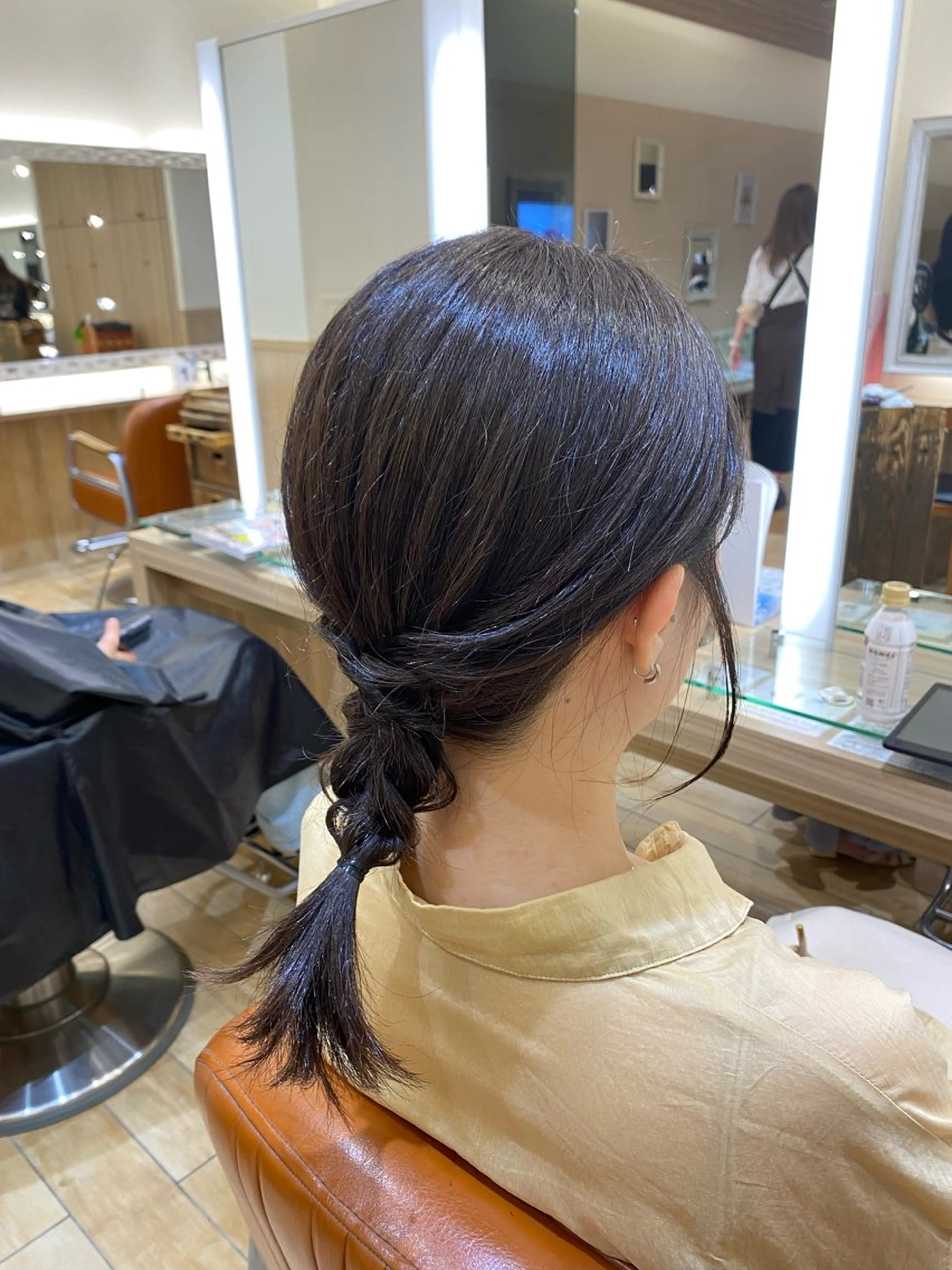 ミディアム カラー ヘアアレンジ ヘアセット 新宿スペインカール ヨモギダのヘアスタイル