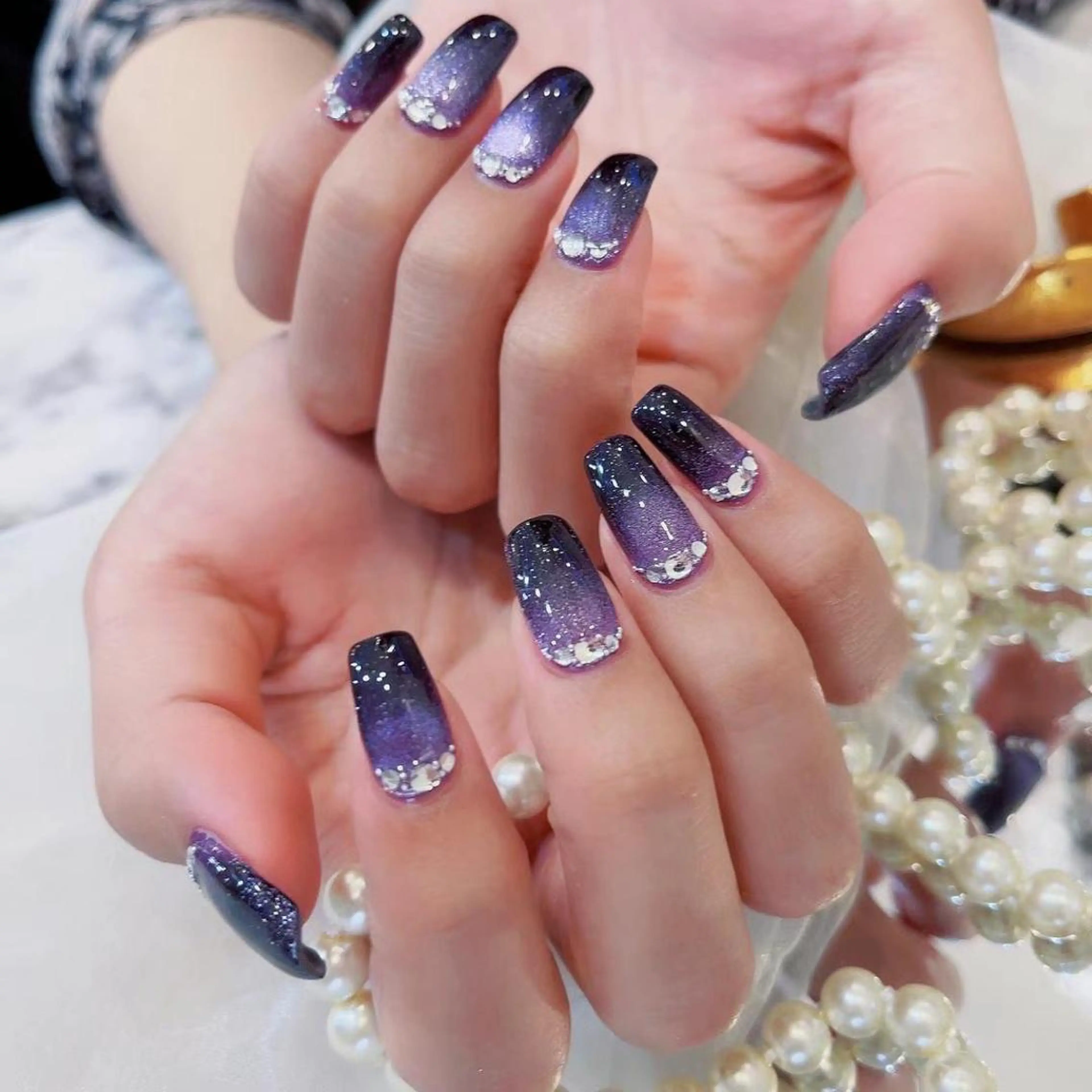 ネイル マグネットネイル ストーンネイル Babarla Nailのネイルデザイン