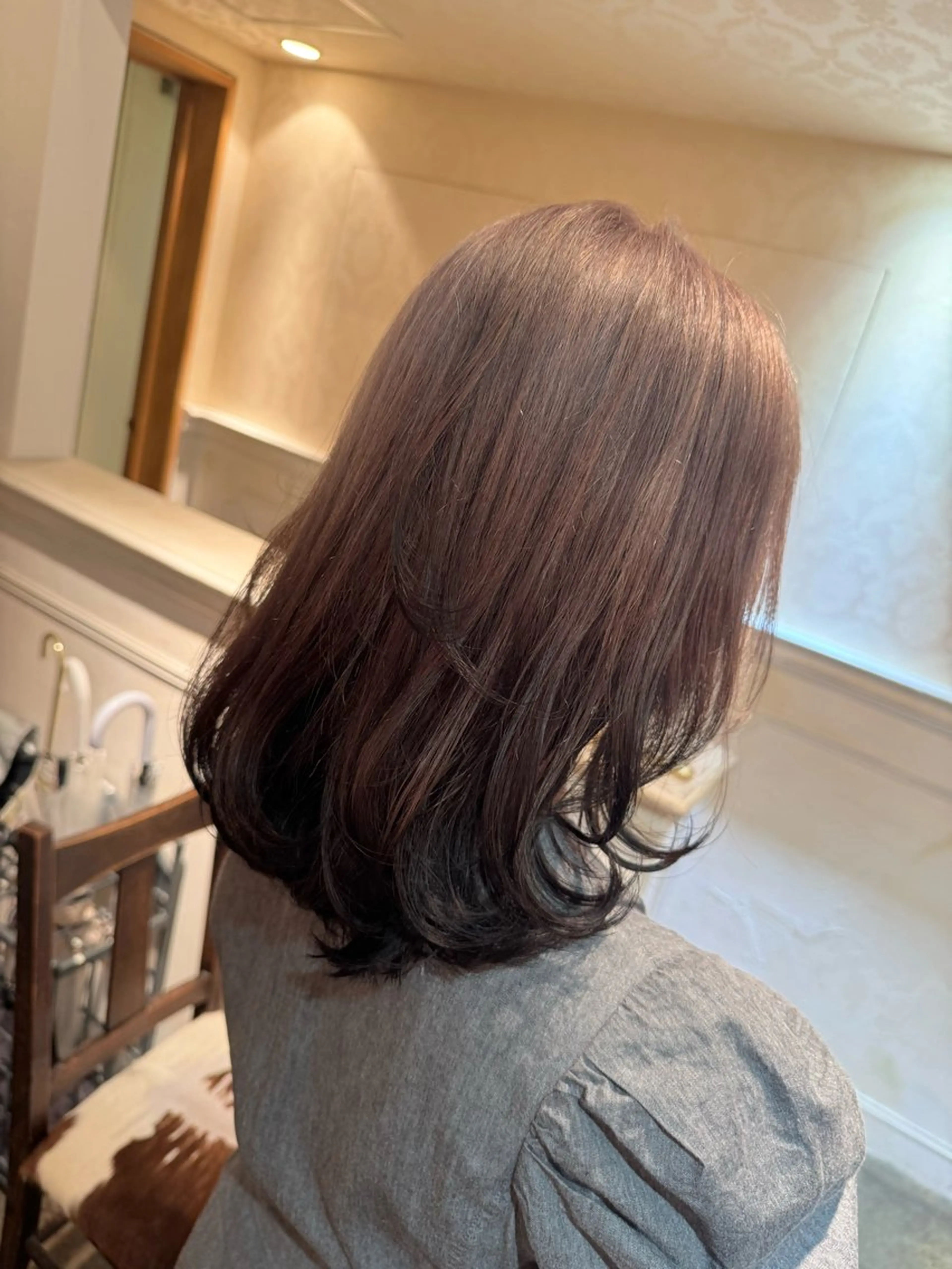 ミディアム カラー ブリーチ デザインカラー グラデーションカラー カット ヘアカラー トリートメント 銀座/ダブルカラー/ レイヤーカット/高梨のヘアスタイル