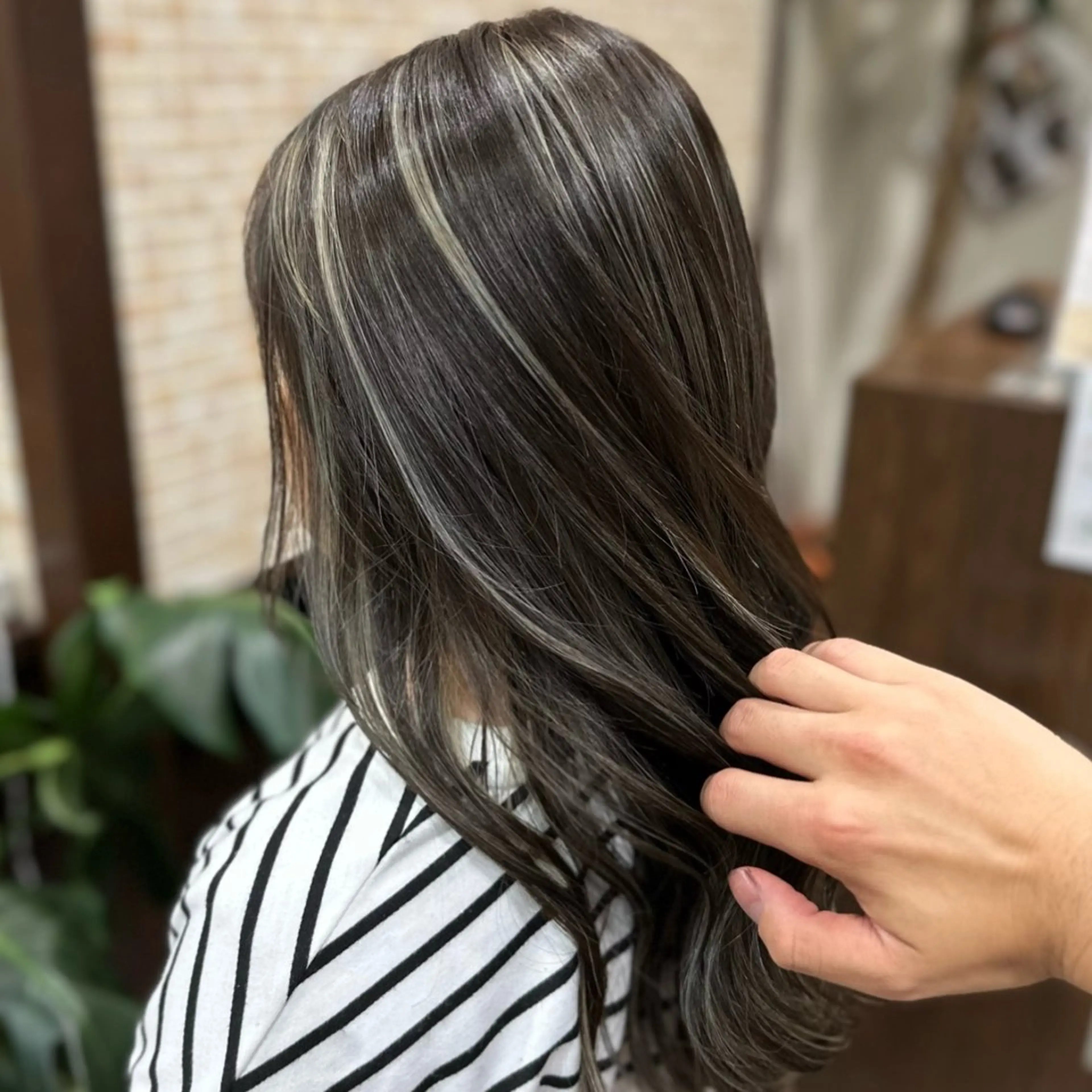 ロング ヘアカラー 🤍うる艶透明感🤍 satsukiのヘアスタイル