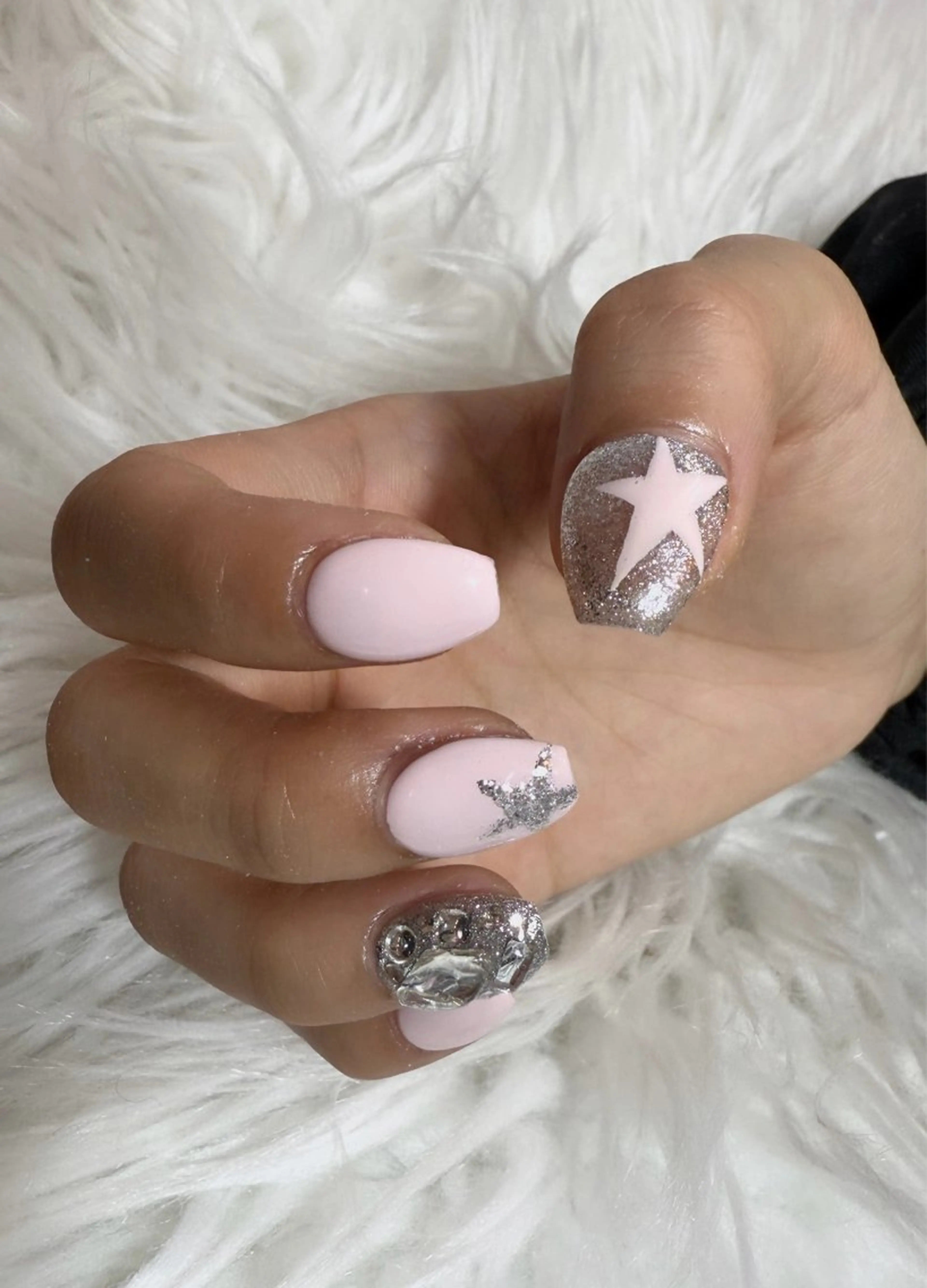 ネイル &Me さらのネイルデザイン