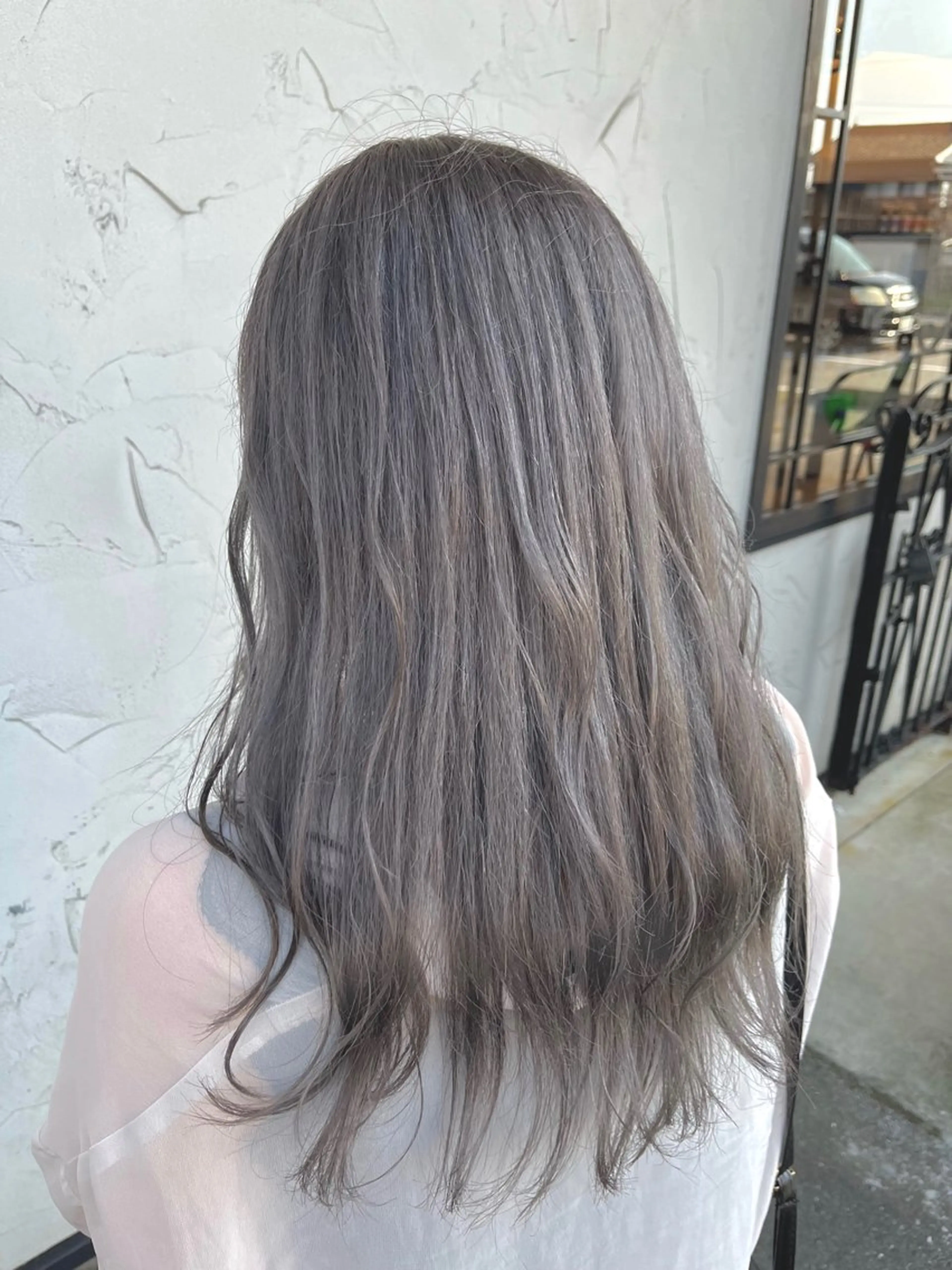 ロング カット ヘアカラー 道下 颯人のヘアスタイル