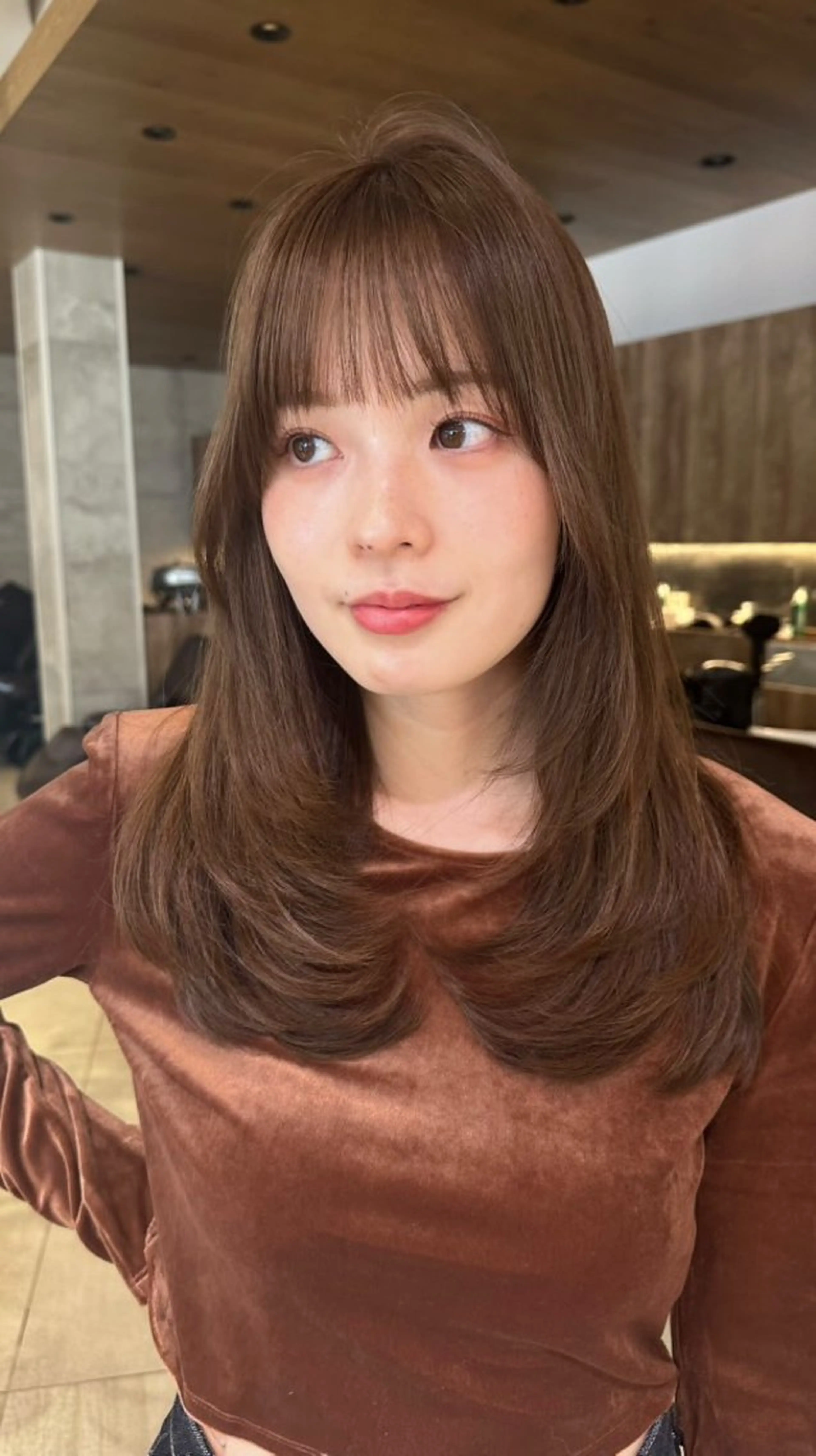 セミロング 無料カットモデル /レイヤー特化/荒砂のヘアスタイル