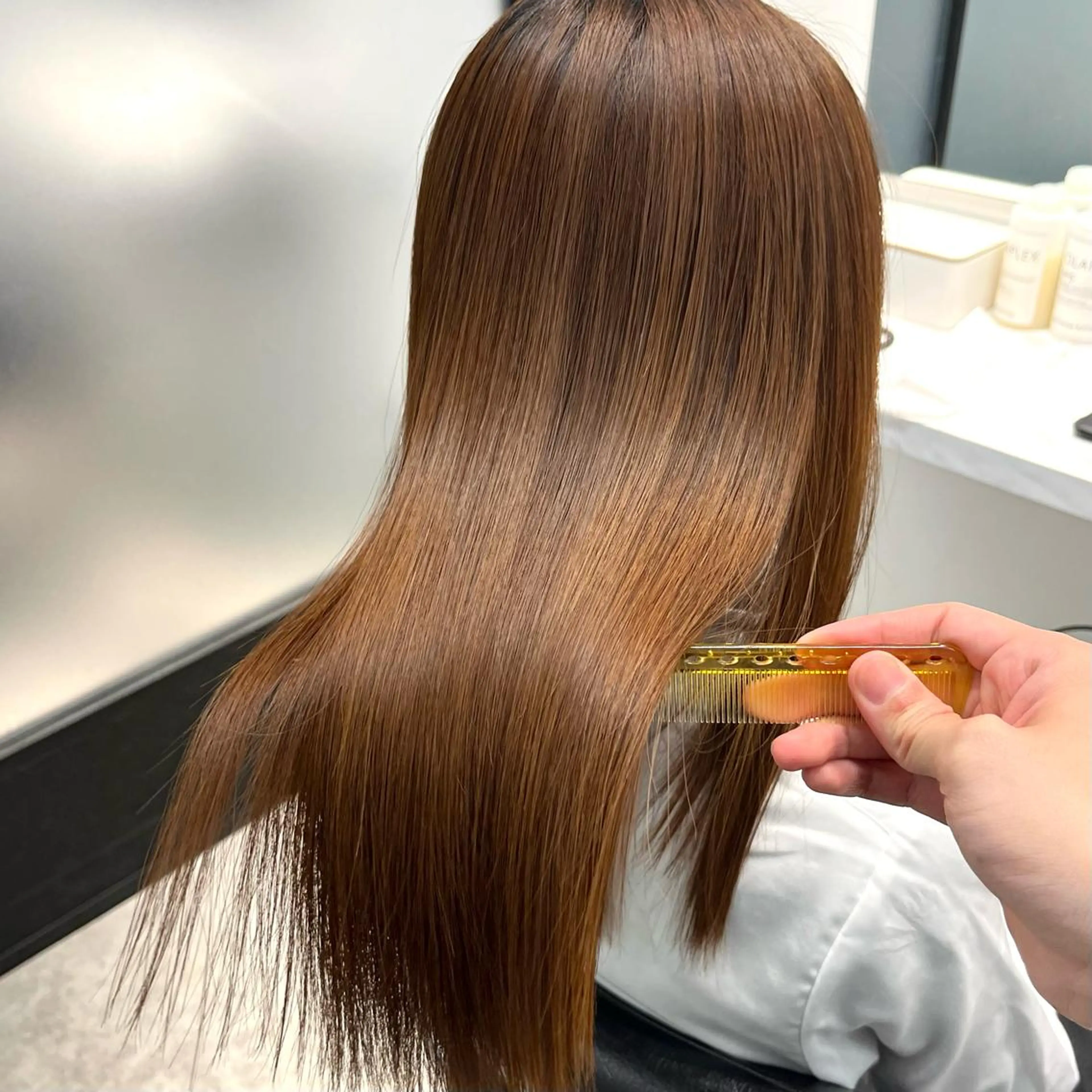 セミロング カラー トリートメント トリートメント salowin 渋谷　joule所属・美髪矯正 韓国レイヤーのヘアスタイル