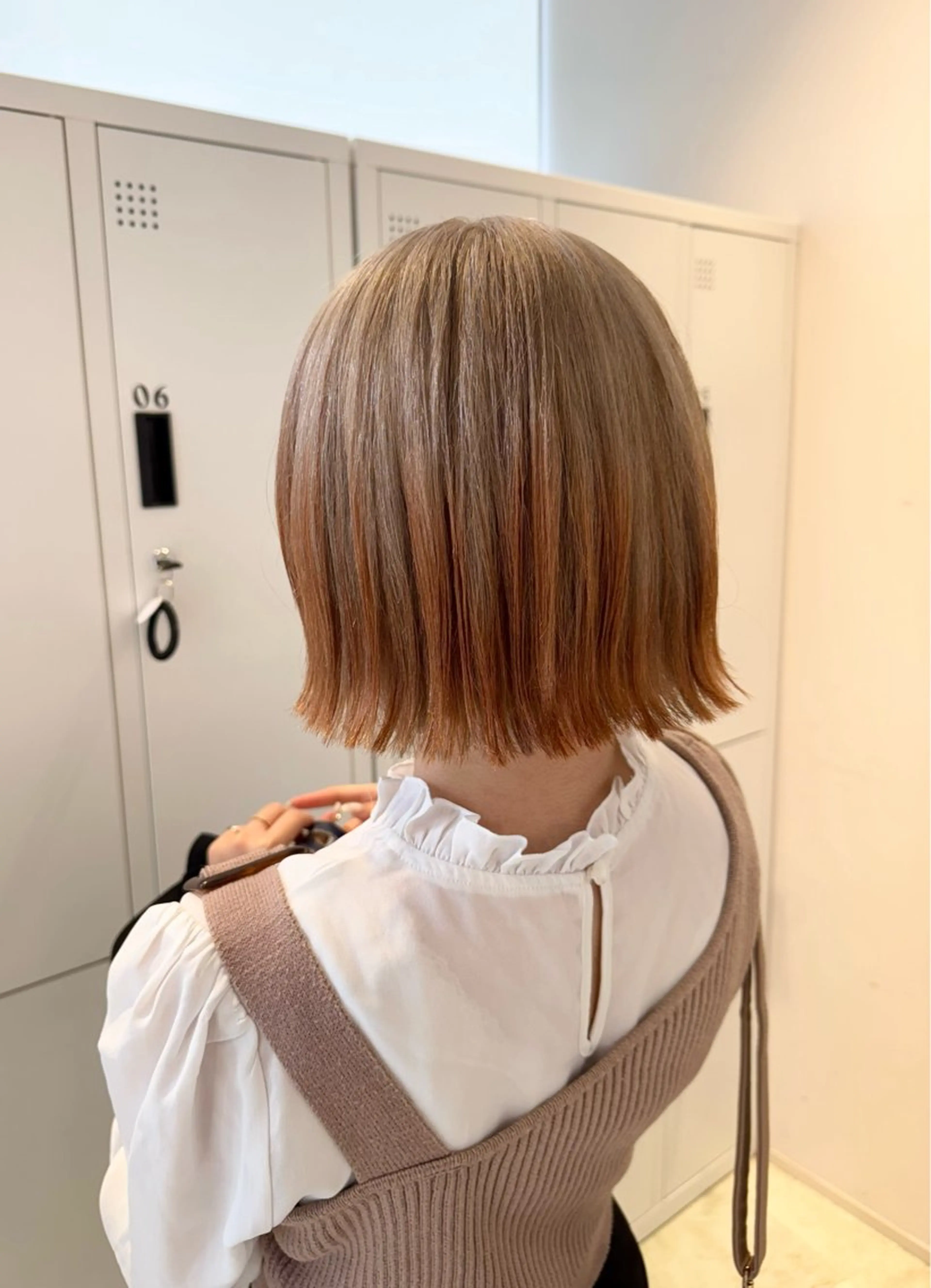 セミロング カット ヘアカラー トリートメント 透明感カラー✨艶髪 制作🌱山根あゆみのヘアスタイル