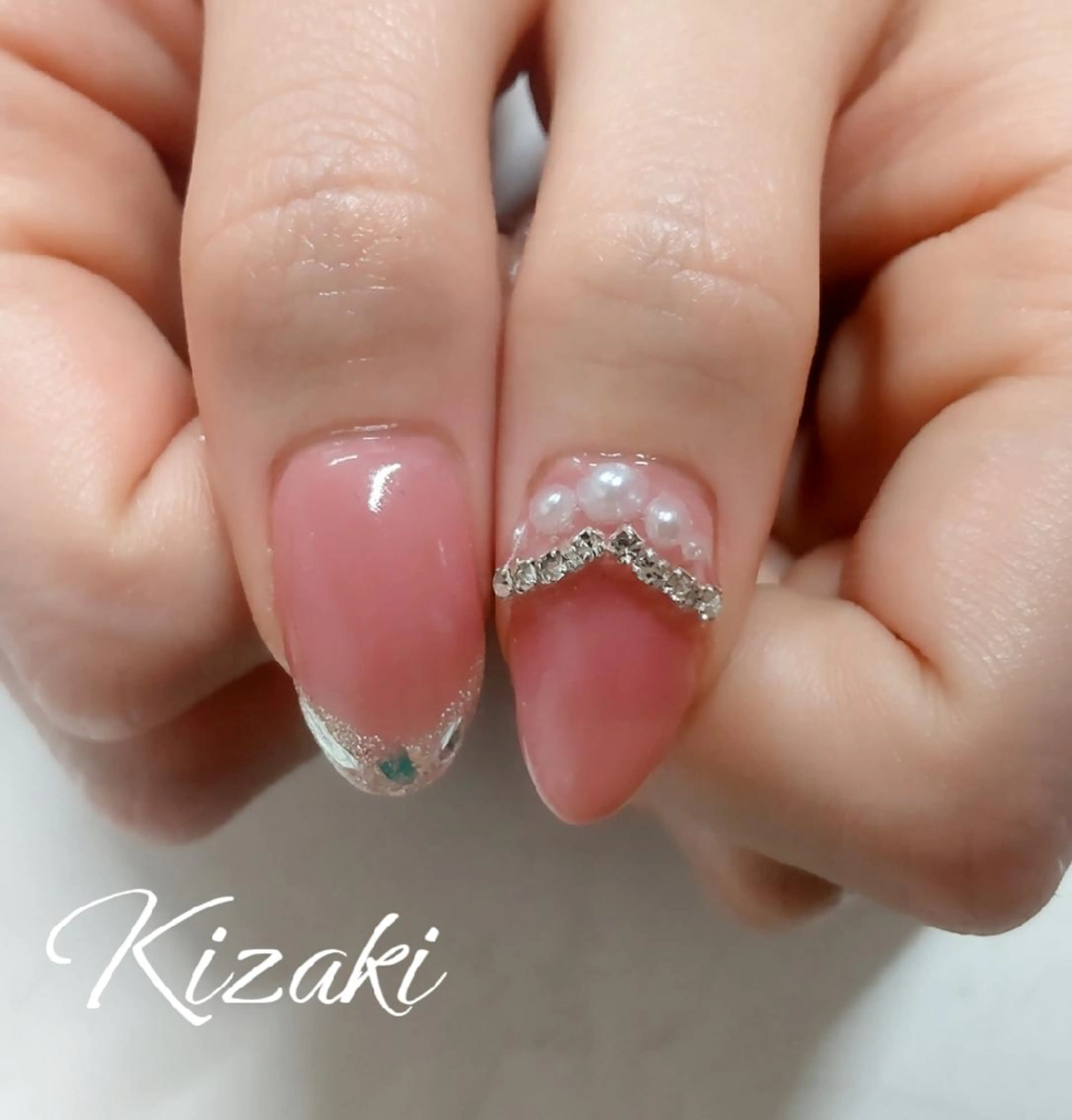 ネイル フレンチネイル ガラスフレンチ ワンホンネイル Kizaki.. Saoriのマツエク・マツパデザイン