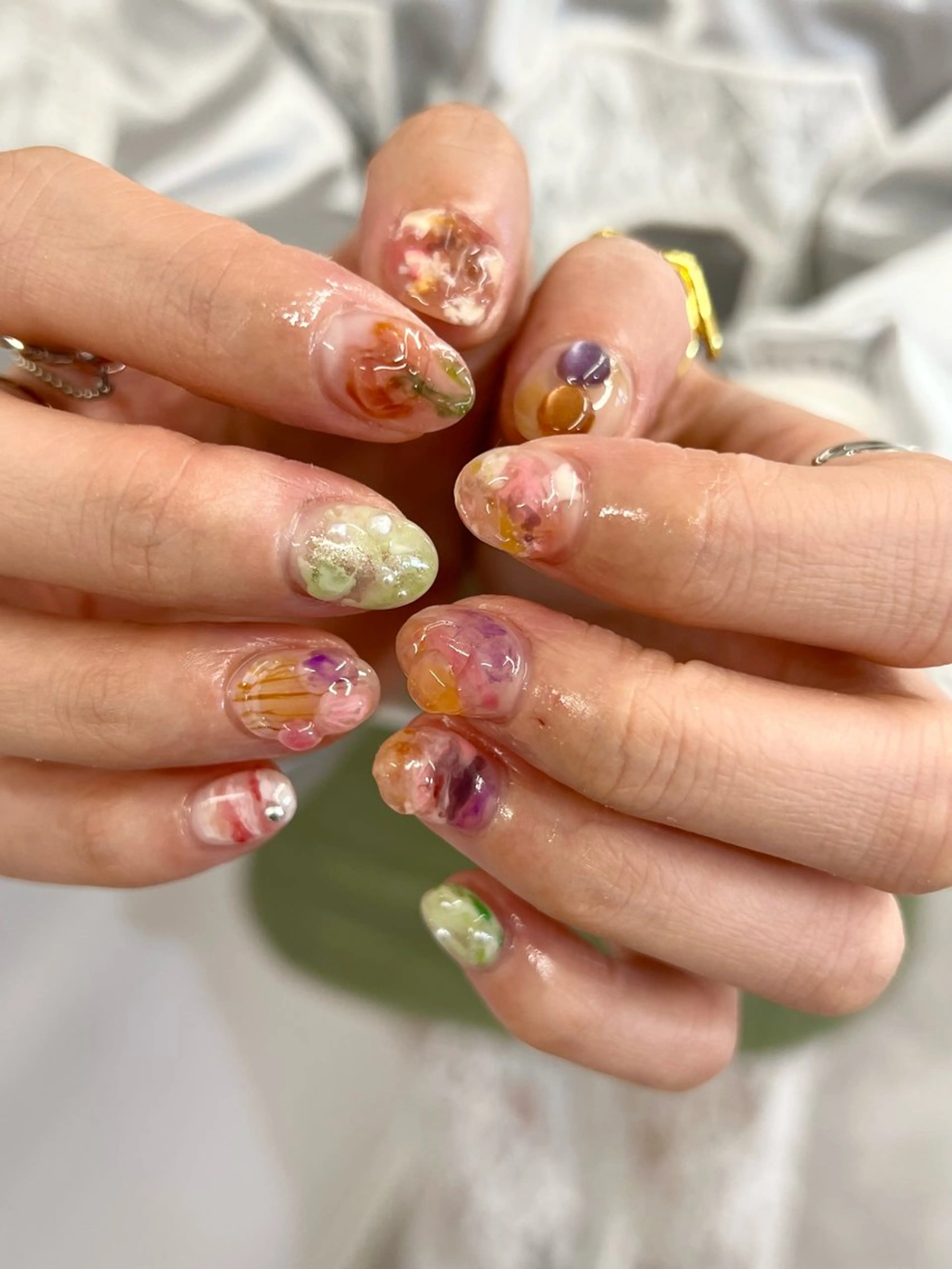 ネイル ジェルネイル マグネットネイル ニュアンスネイル パラジェル リボン ハンドネイル ハンドケア Bana_ Nailのネイルデザイン