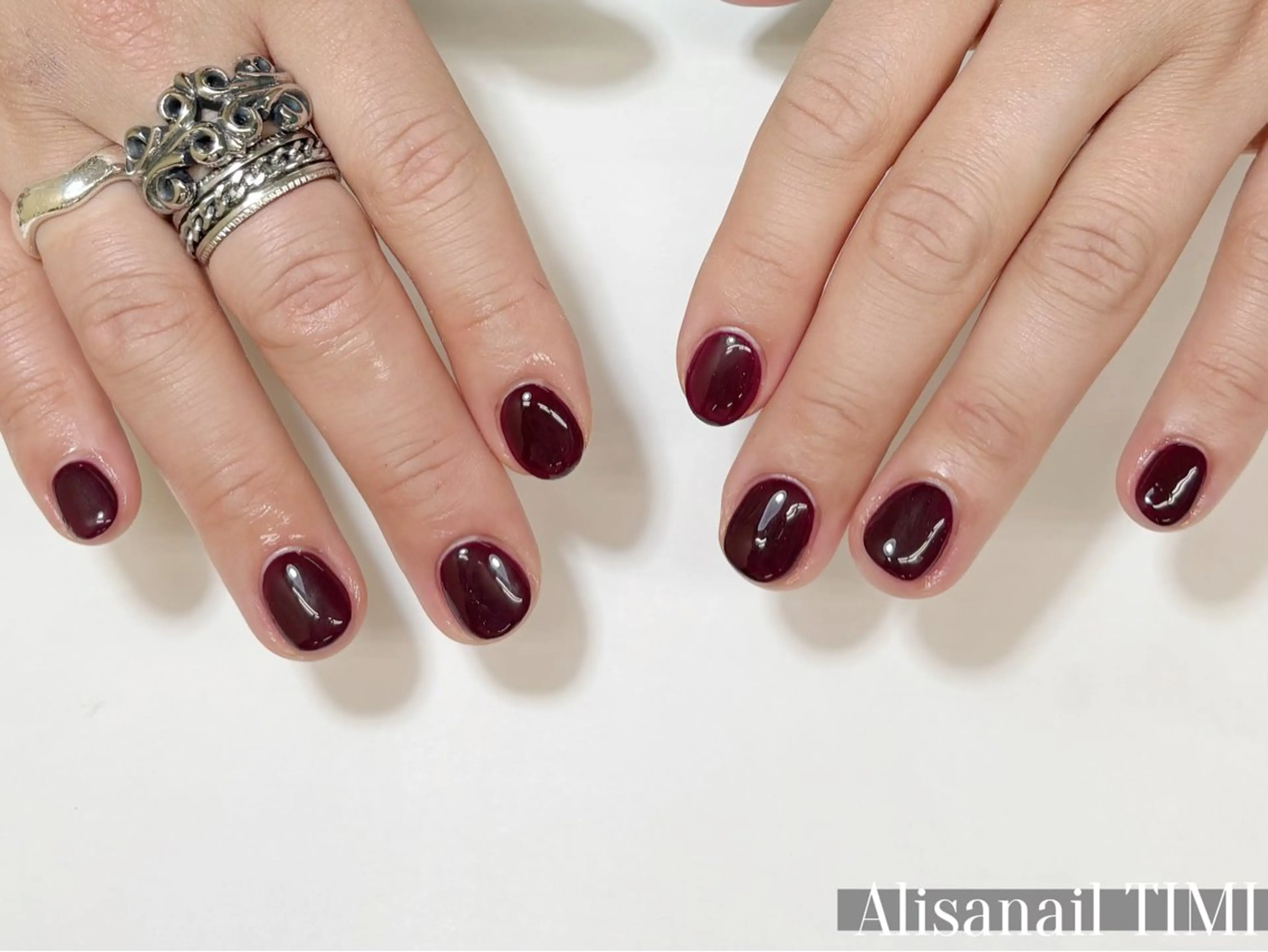 ネイル ワンカラーネイル ハンドネイル Alisa nail Timiのネイルデザイン