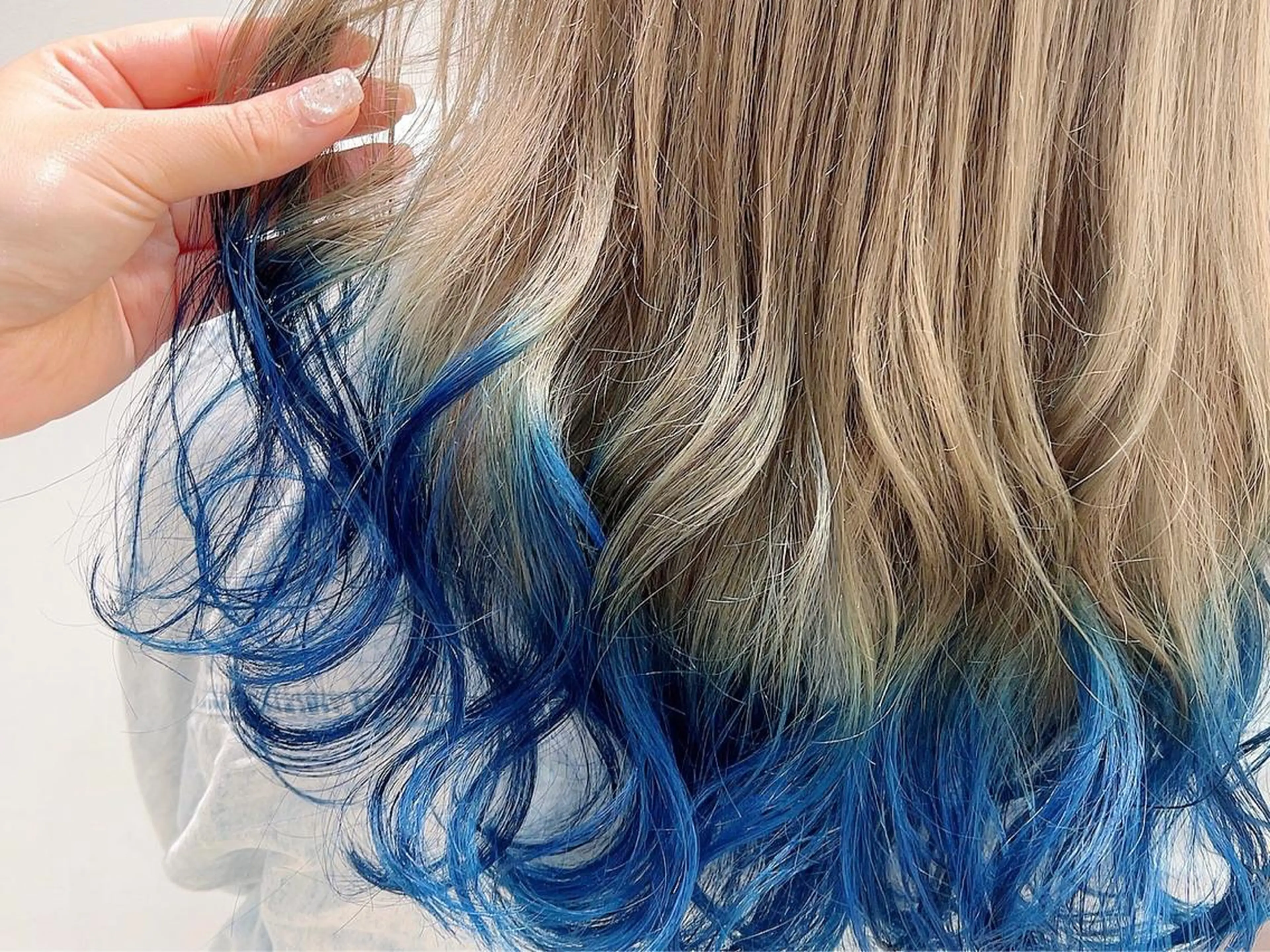 ロング カラー ブリーチ ケアブリーチ ハイトーンカラー ヘアカラー トリートメント 新宿color🐝 AYAKA🌈💖のヘアスタイル