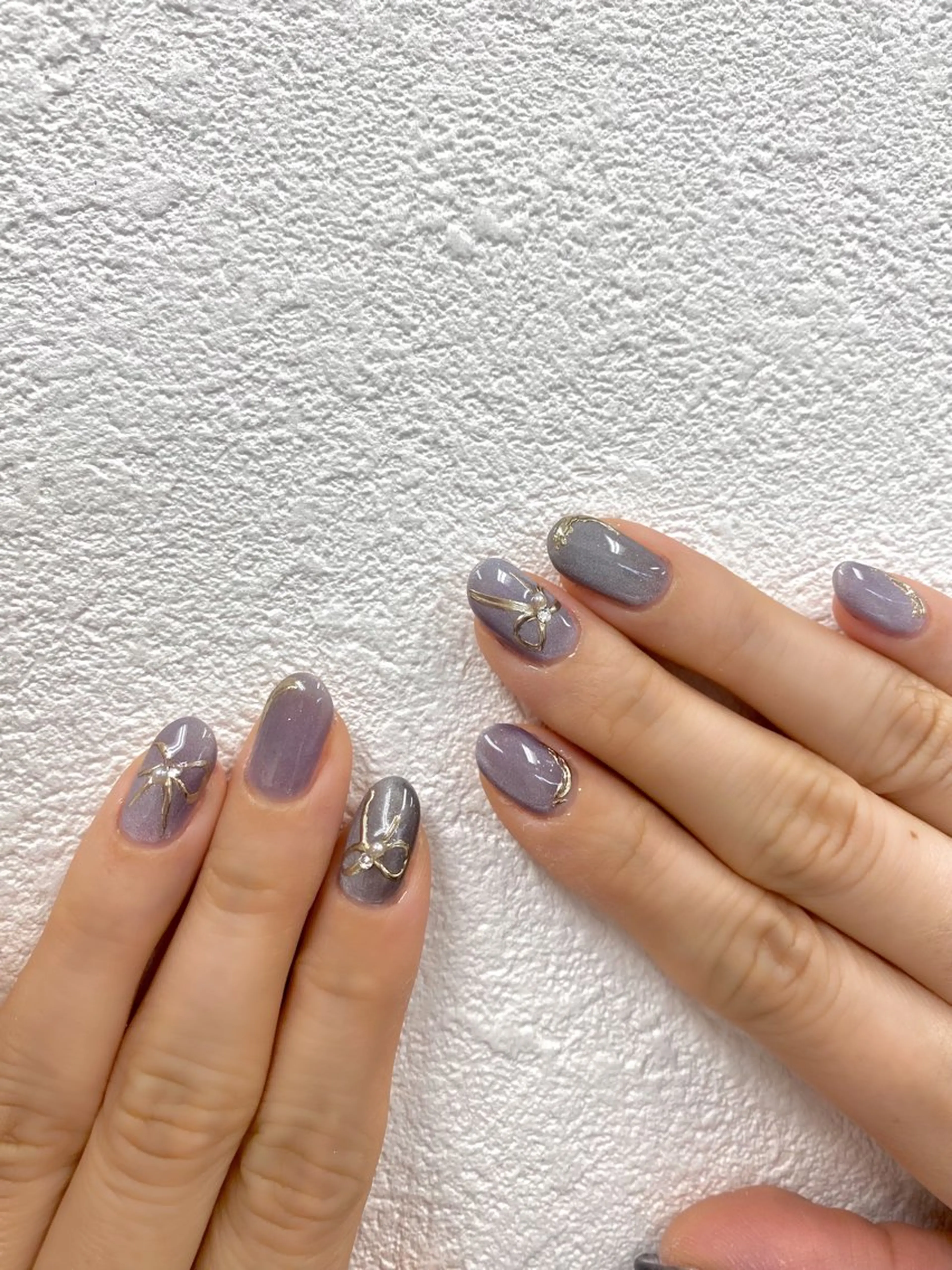 ネイル アートネイル ゴールド ミラーネイル ハンドネイル foz.luce所属・新宿 HIKARIのネイルデザイン