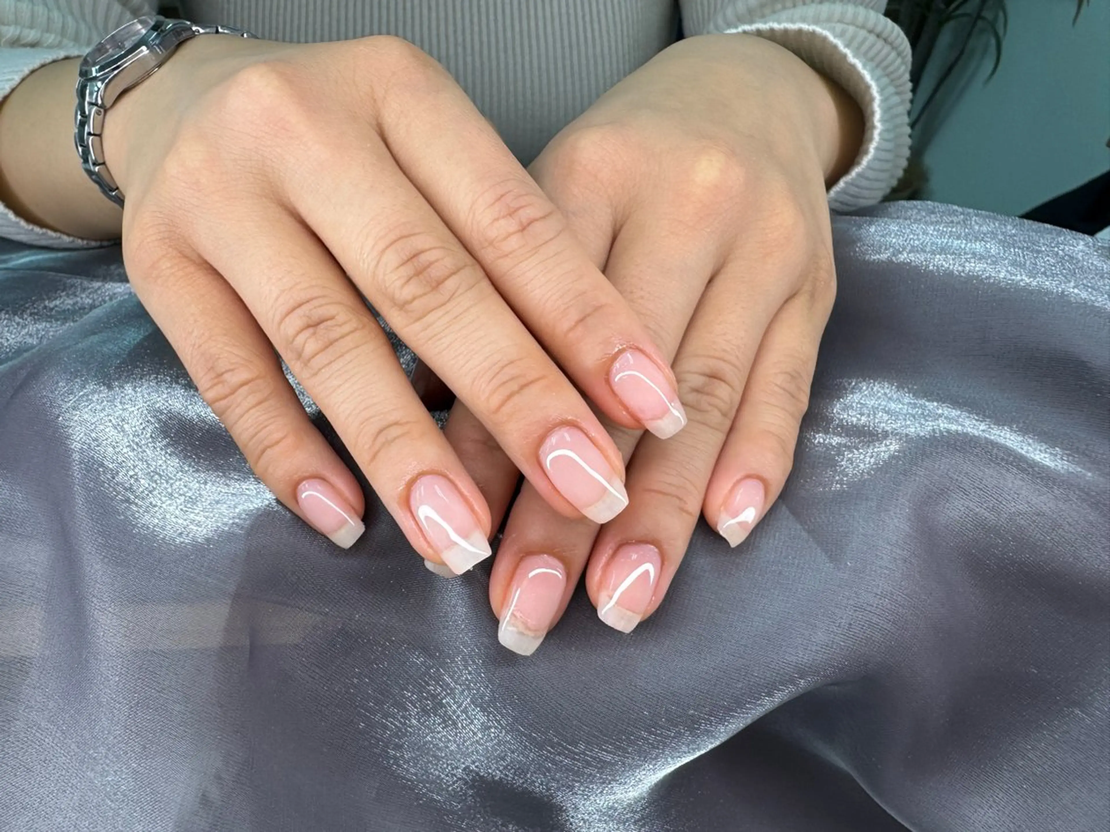 ネイル ハンドネイル Elegant beauty ツルのネイルデザイン
