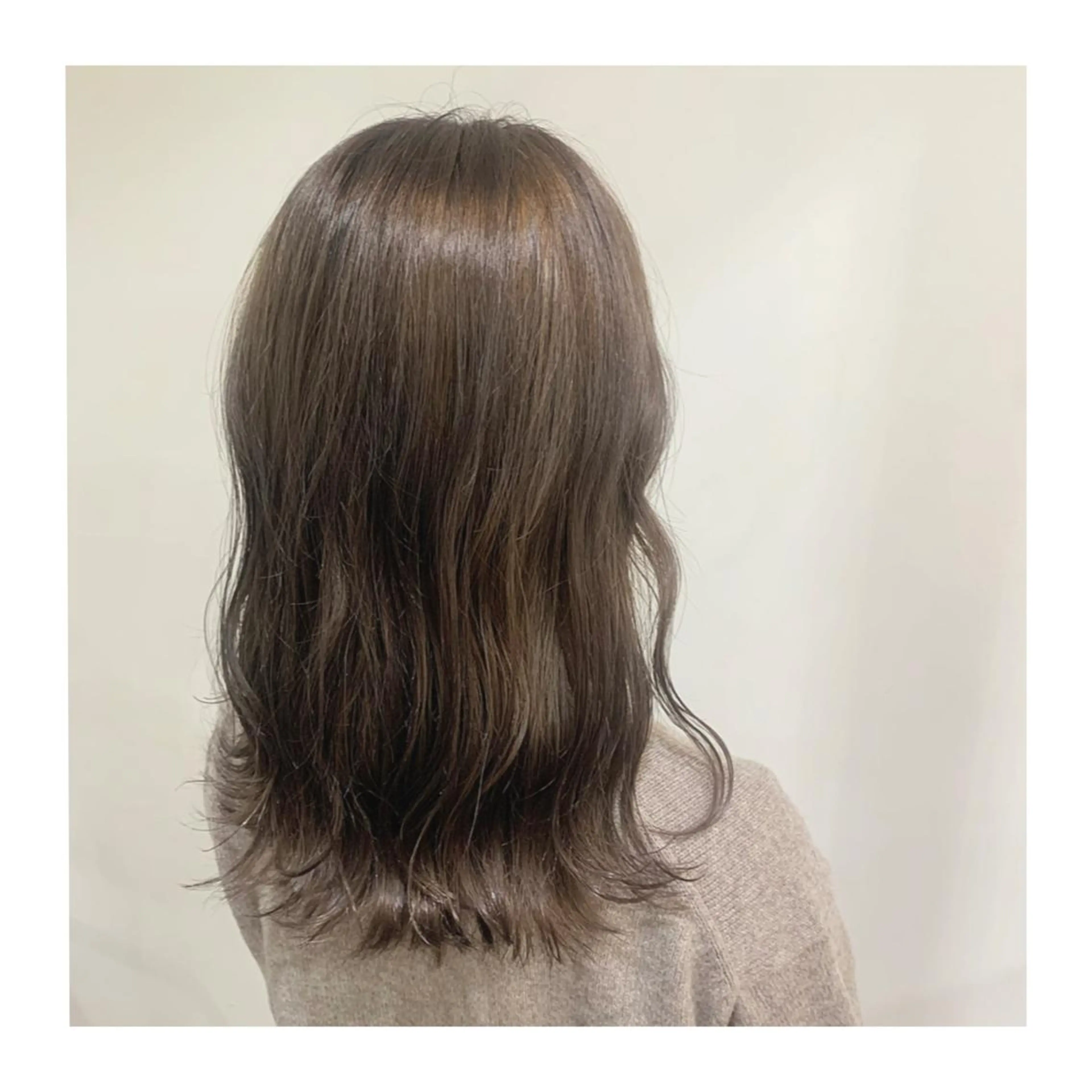 ロング カラー カット ヘアカラー あべ ゆうかのヘアスタイル