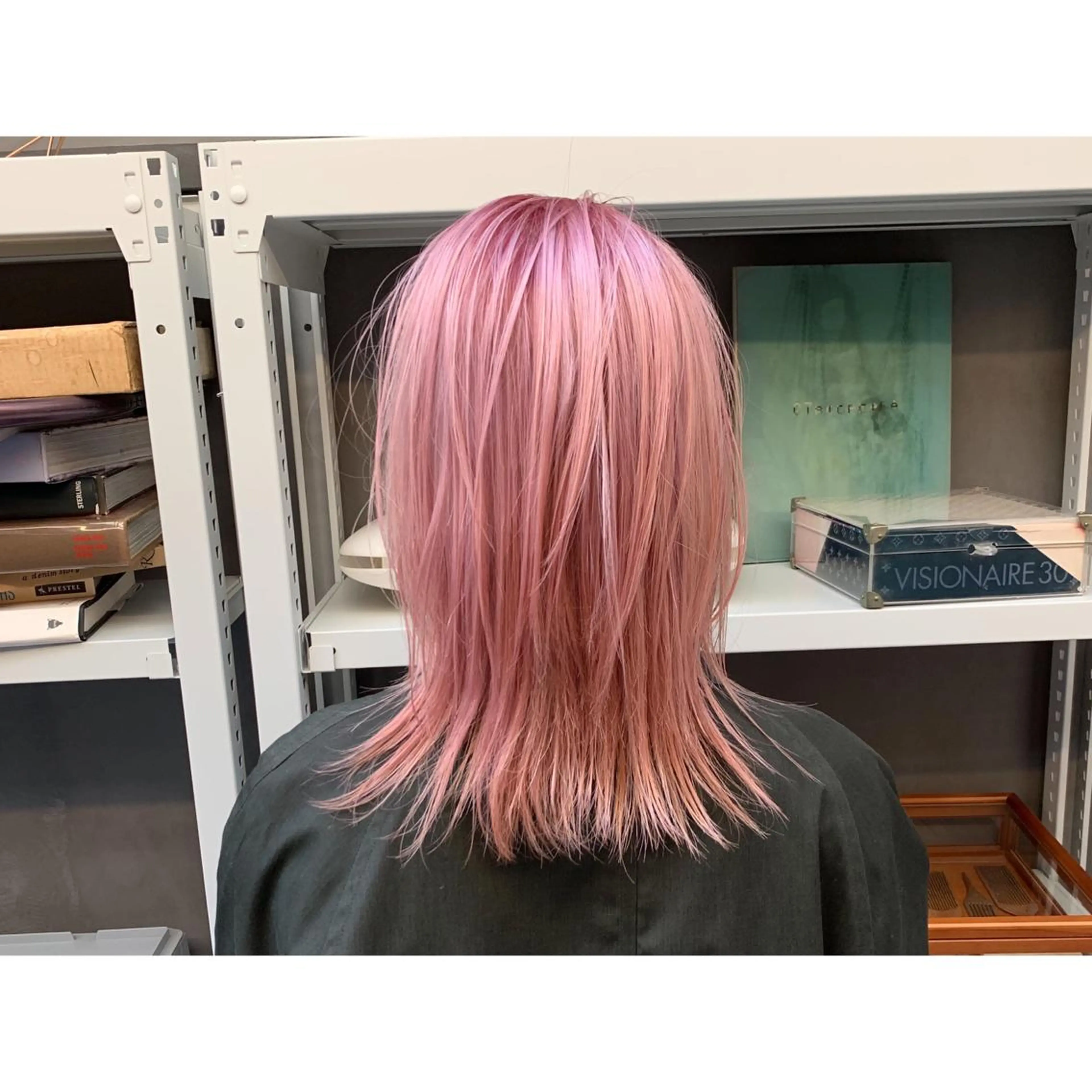 ミディアム カラー ヘアカラー 佐藤 純生のヘアスタイル