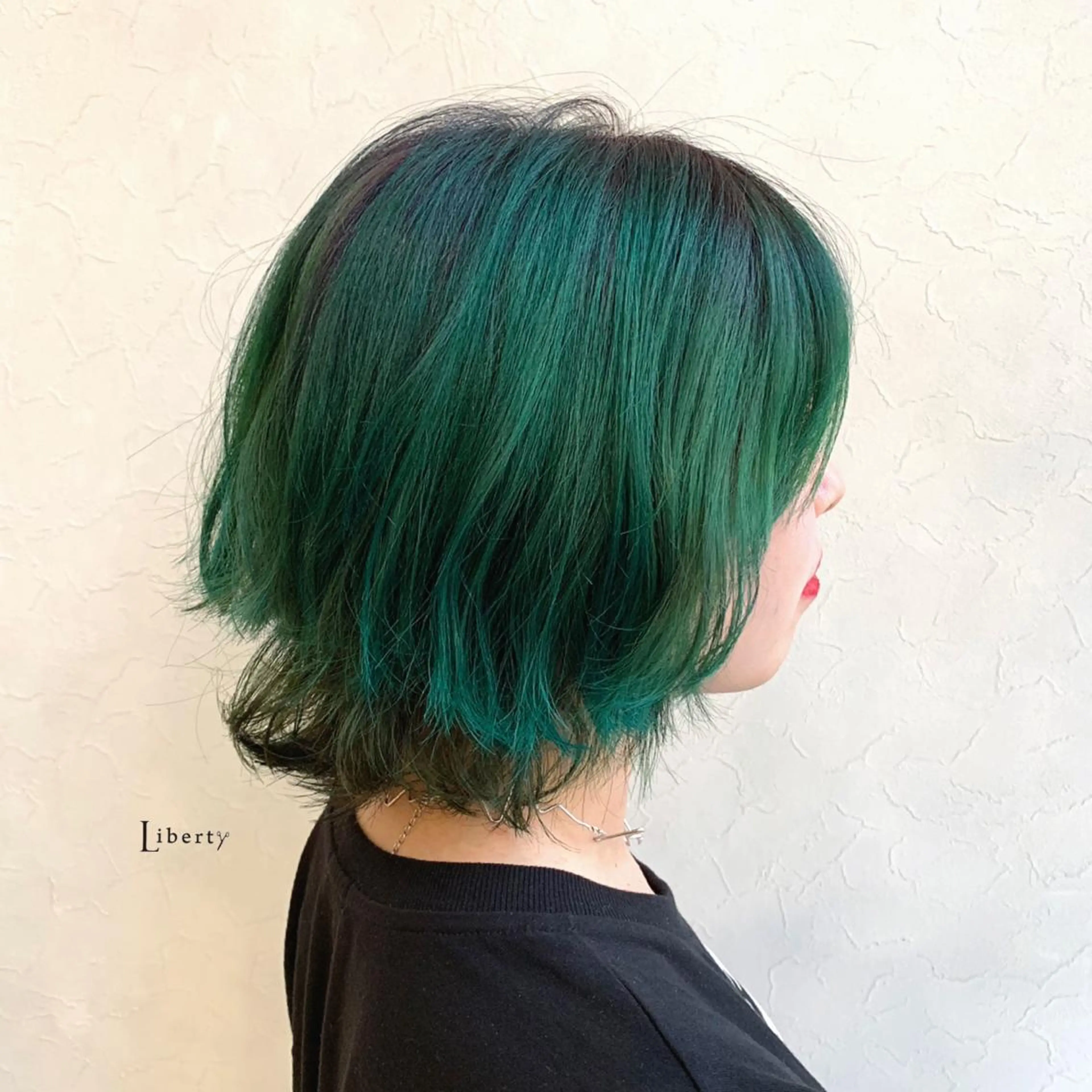 ショート カラー グラデーションカラー ヘアカラー トリートメント Liberty 店長 TAJIMAのヘアスタイル
