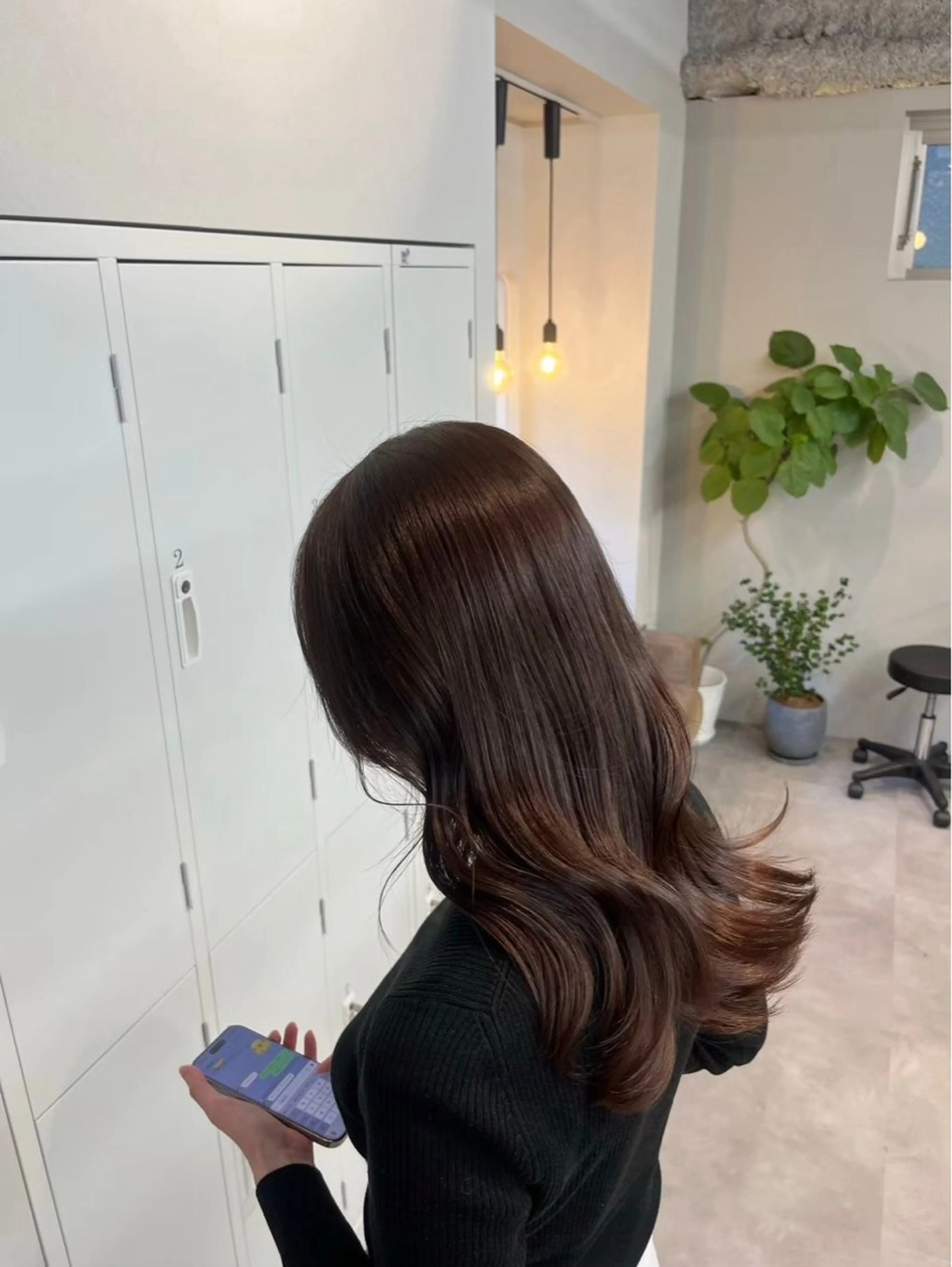 ロング カラー ブラウンカラー ナチュラルブラウン un武蔵小杉所属・佐藤 知子のヘアスタイル