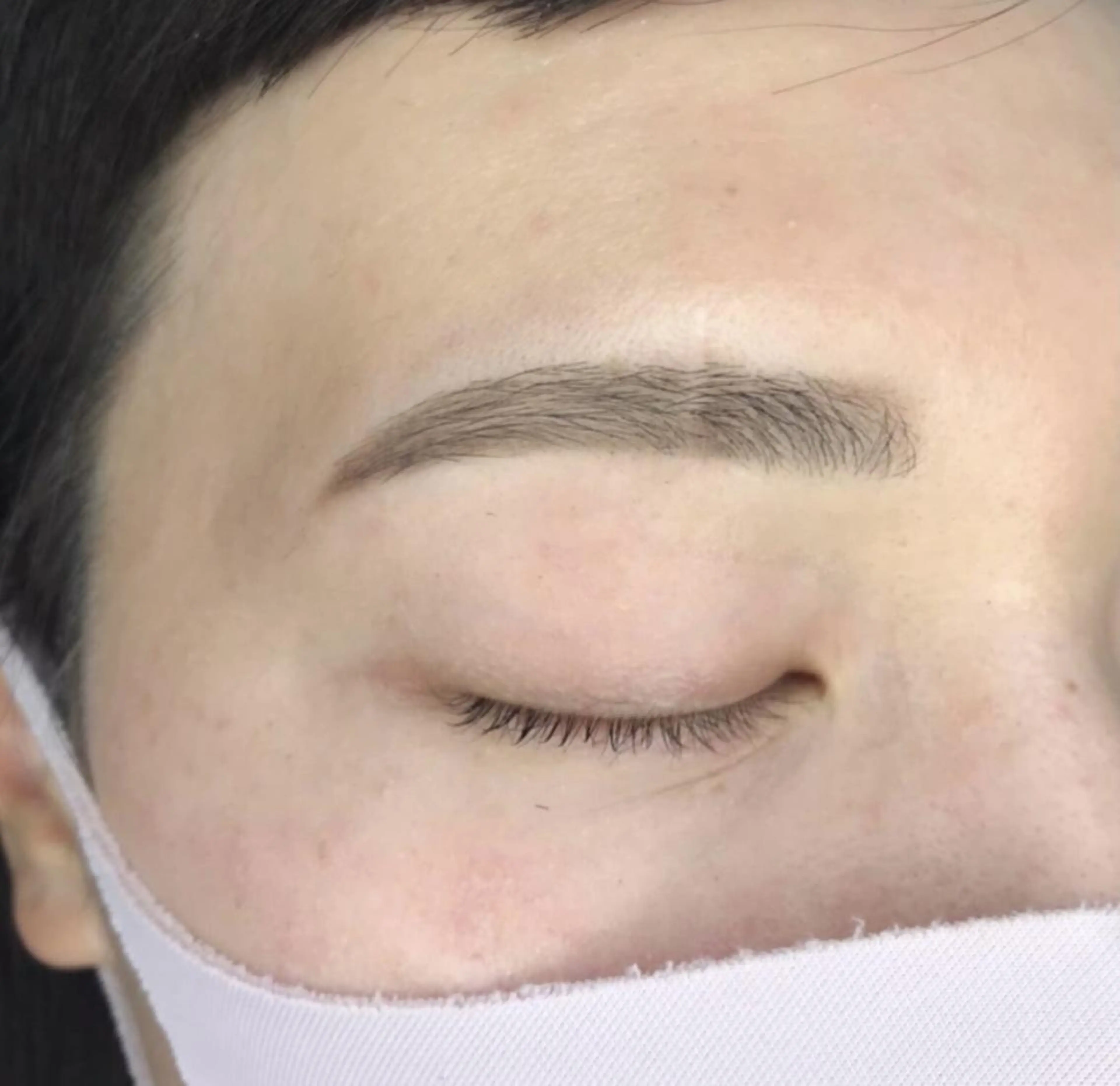 マツエク・マツパ アイブロウ lolo&minty名護店所属・イシワタ サヤカの眉毛・アイブロウイメージ