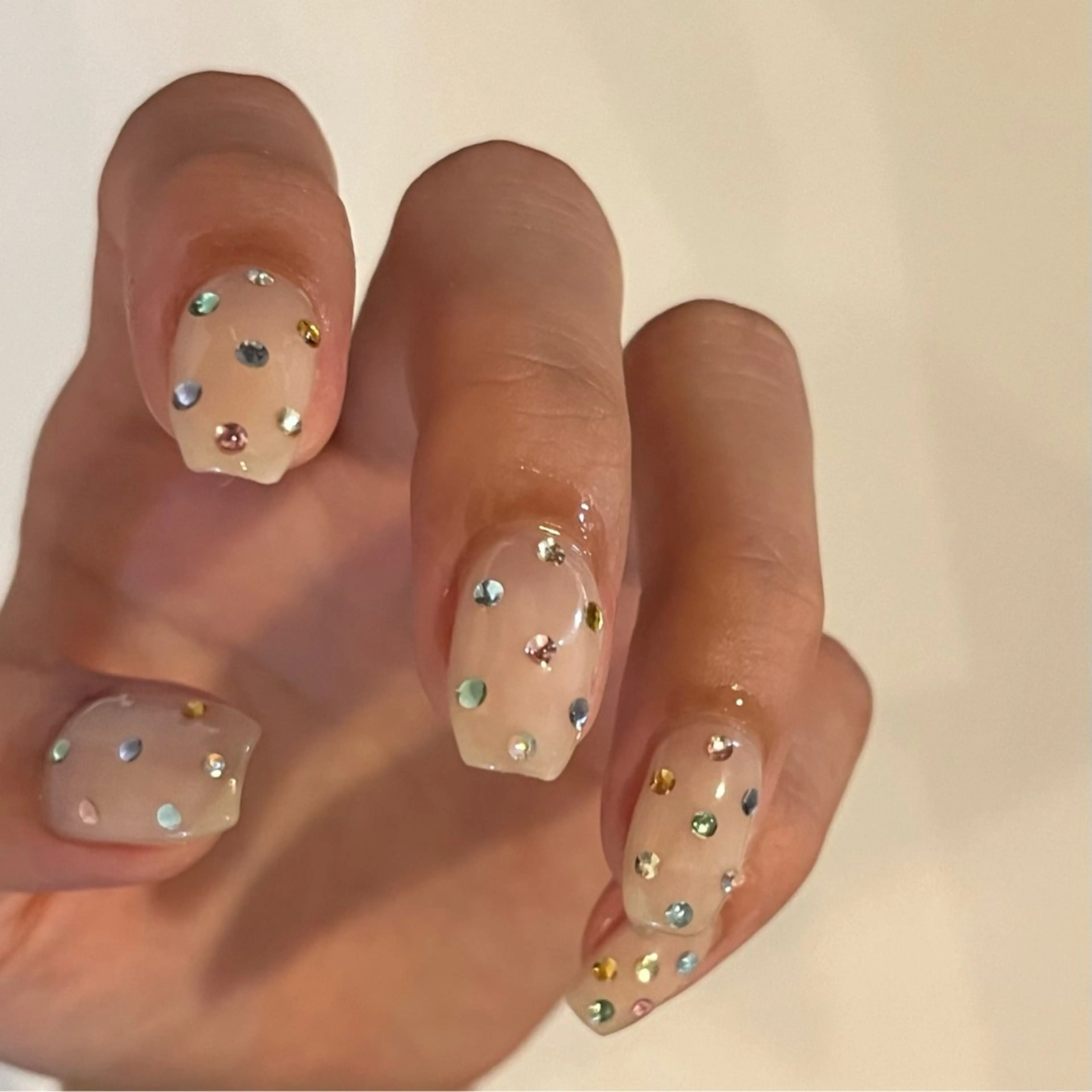 ネイル ストーンネイル mitsuki / Manonのネイルデザイン