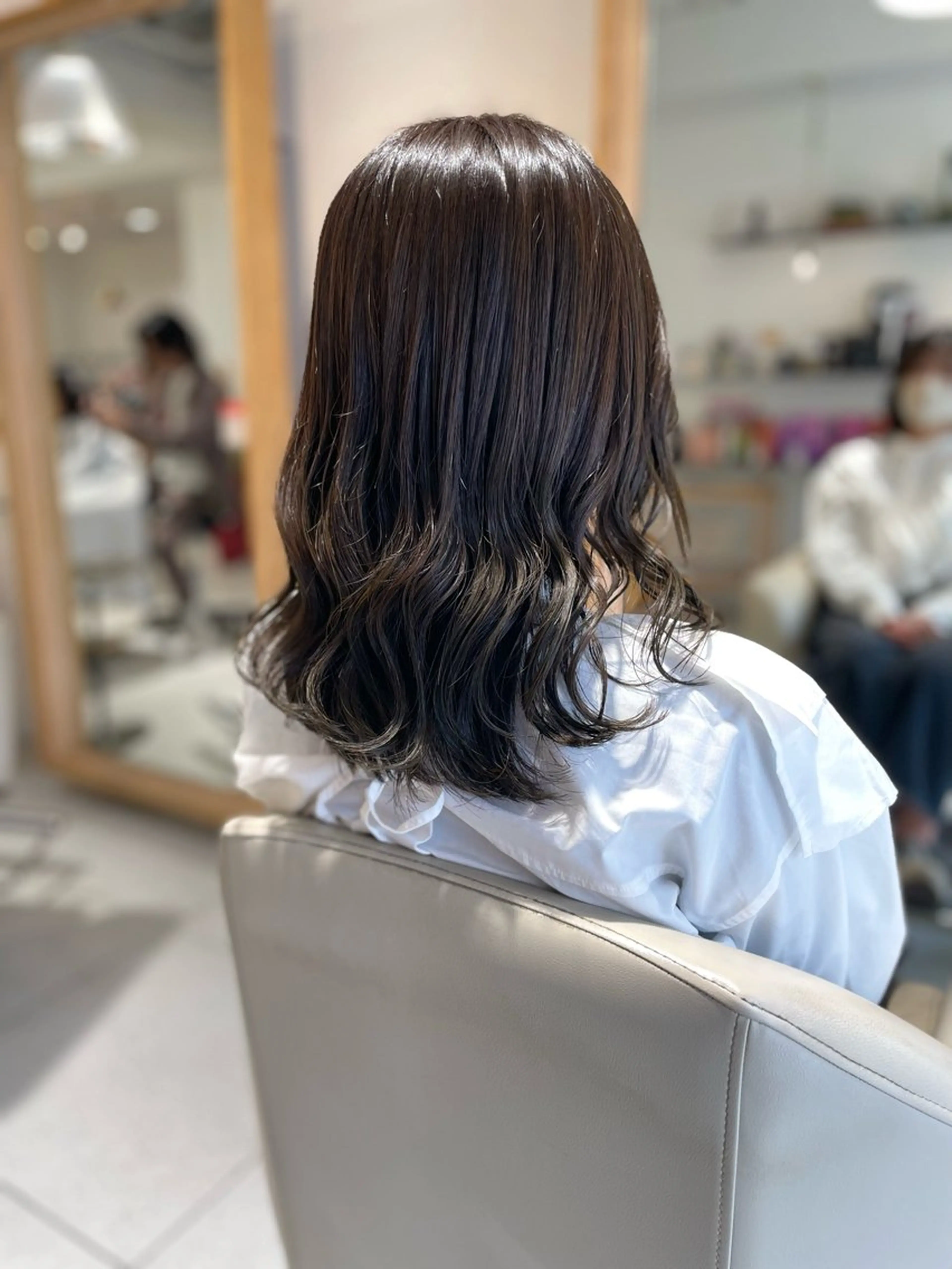 セミロング 【NOE】┊ hanasakayaのヘアスタイル
