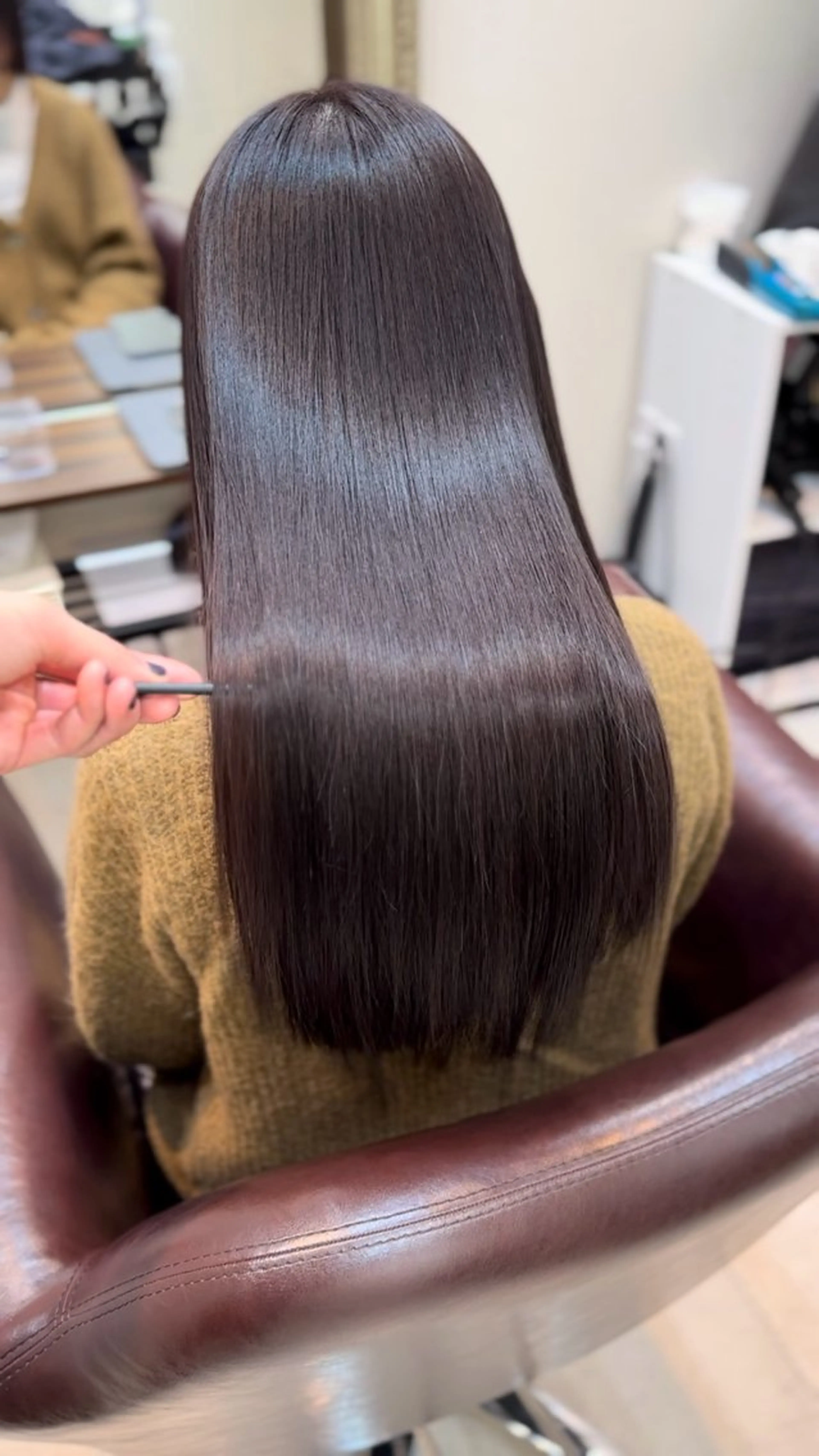 ロング カラー カット ヘアカラー トリートメント 髪質改善専門店QOLU所属・✨町田の美髪職人✨ 武藤篤弥✨のヘアスタイル
