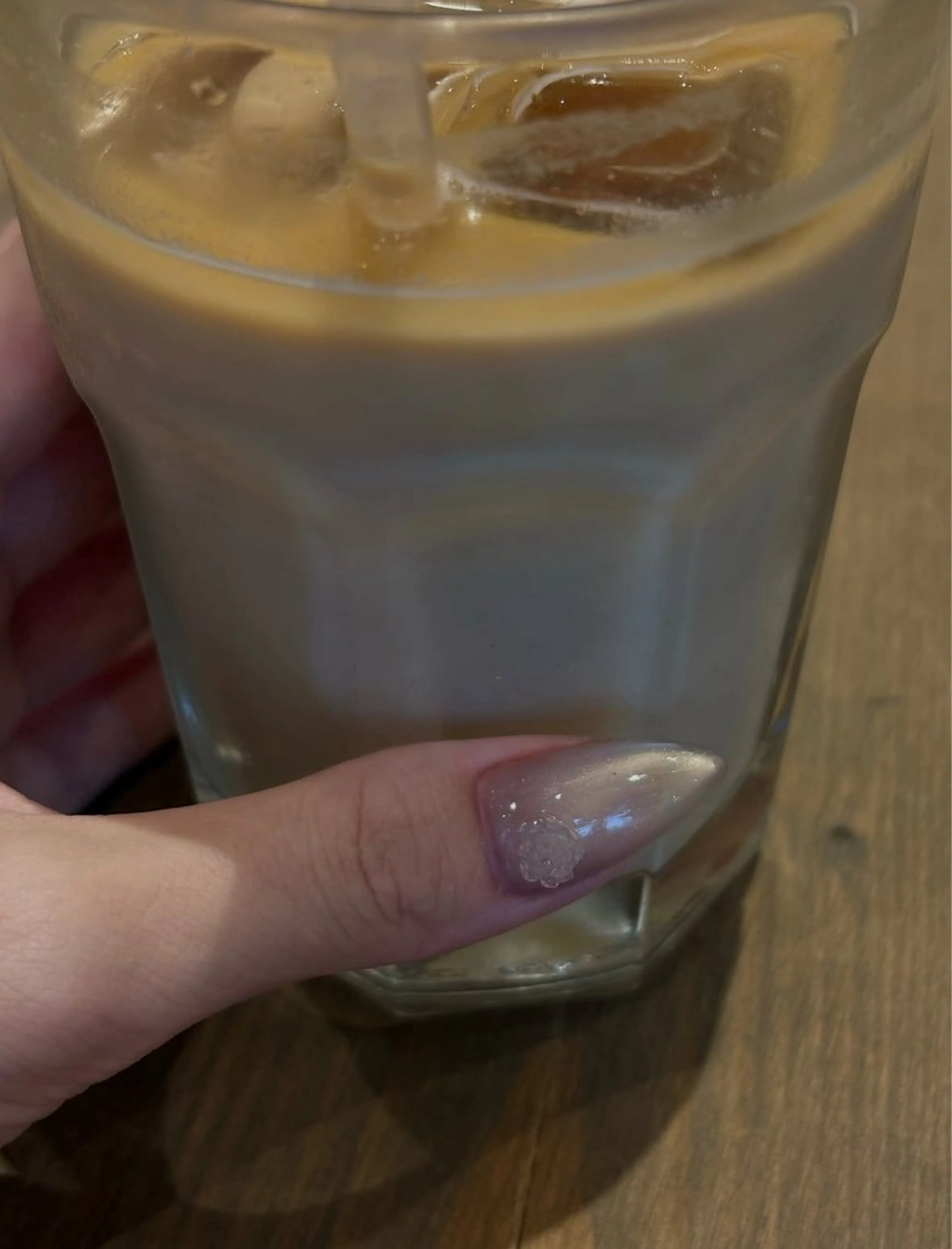 ネイル マグネットネイル マグネットワンカラー ワンカラーネイル ハンドネイル filonnail Juna💍のネイルデザイン