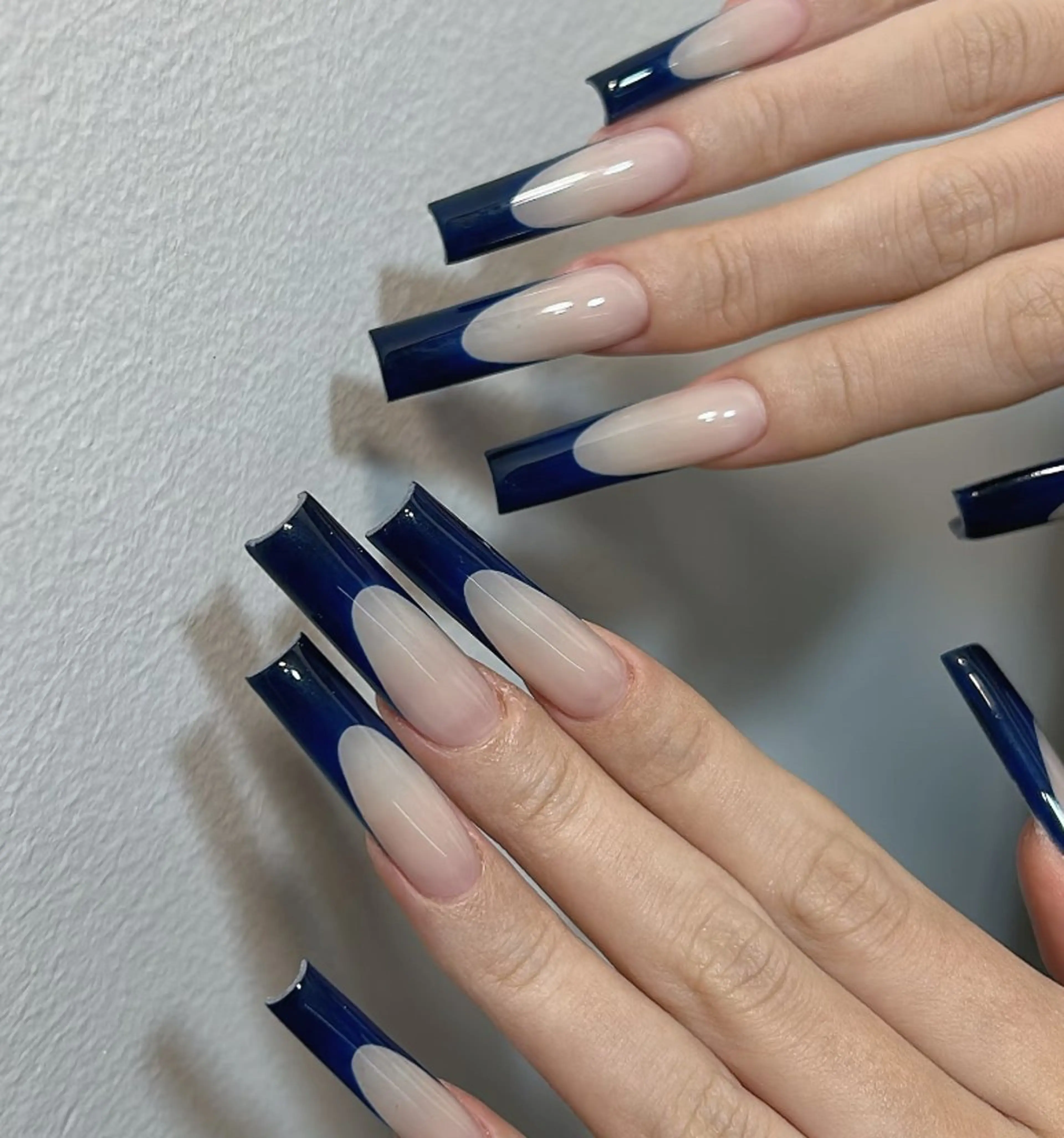 ネイル アートネイル クリアネイル フレンチネイル ジェルネイル ガーリー ハンドネイル モンナ CCのネイルデザイン