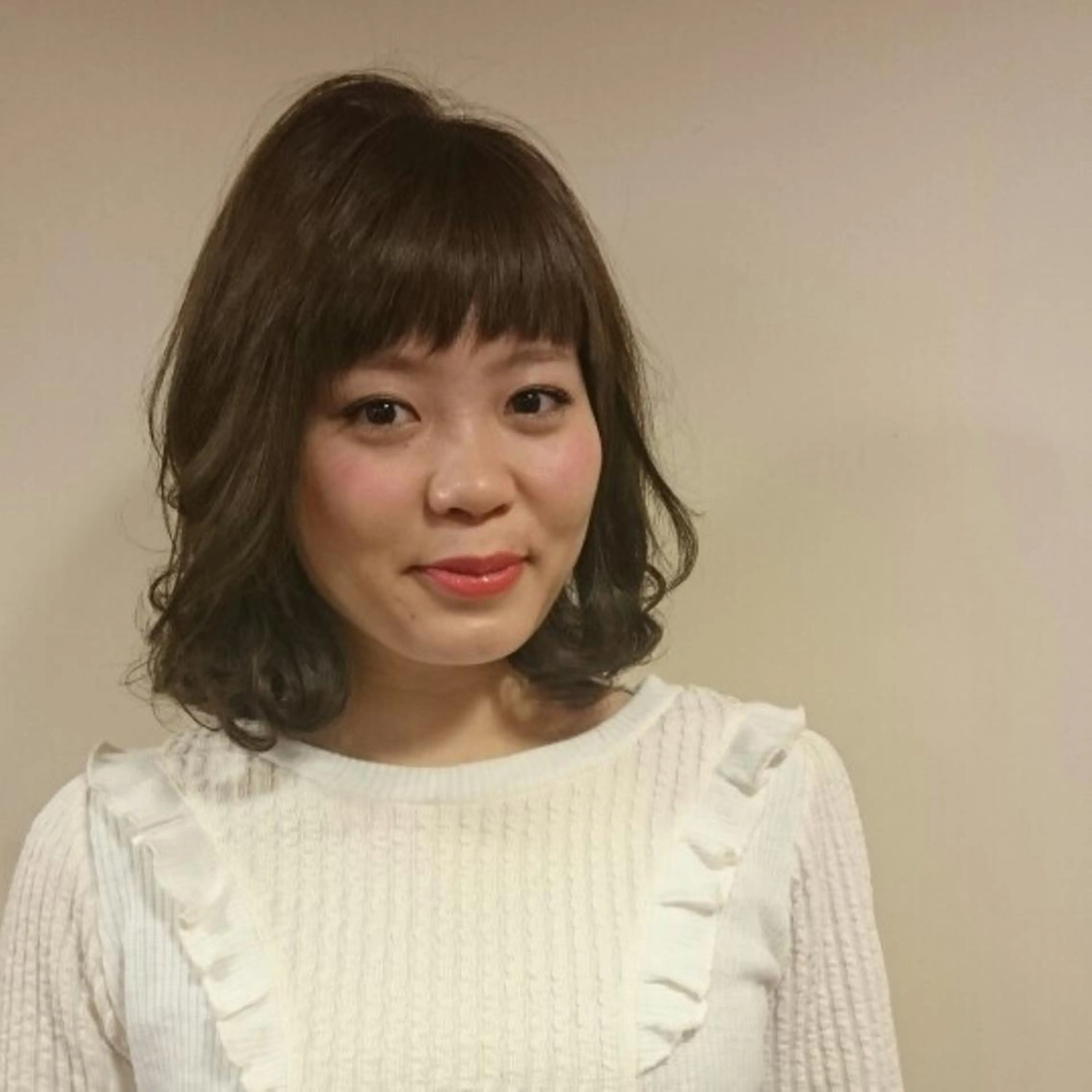 ミディアム Ruheplatz所属・HIKARI＠ Ruheplatzのヘアスタイル