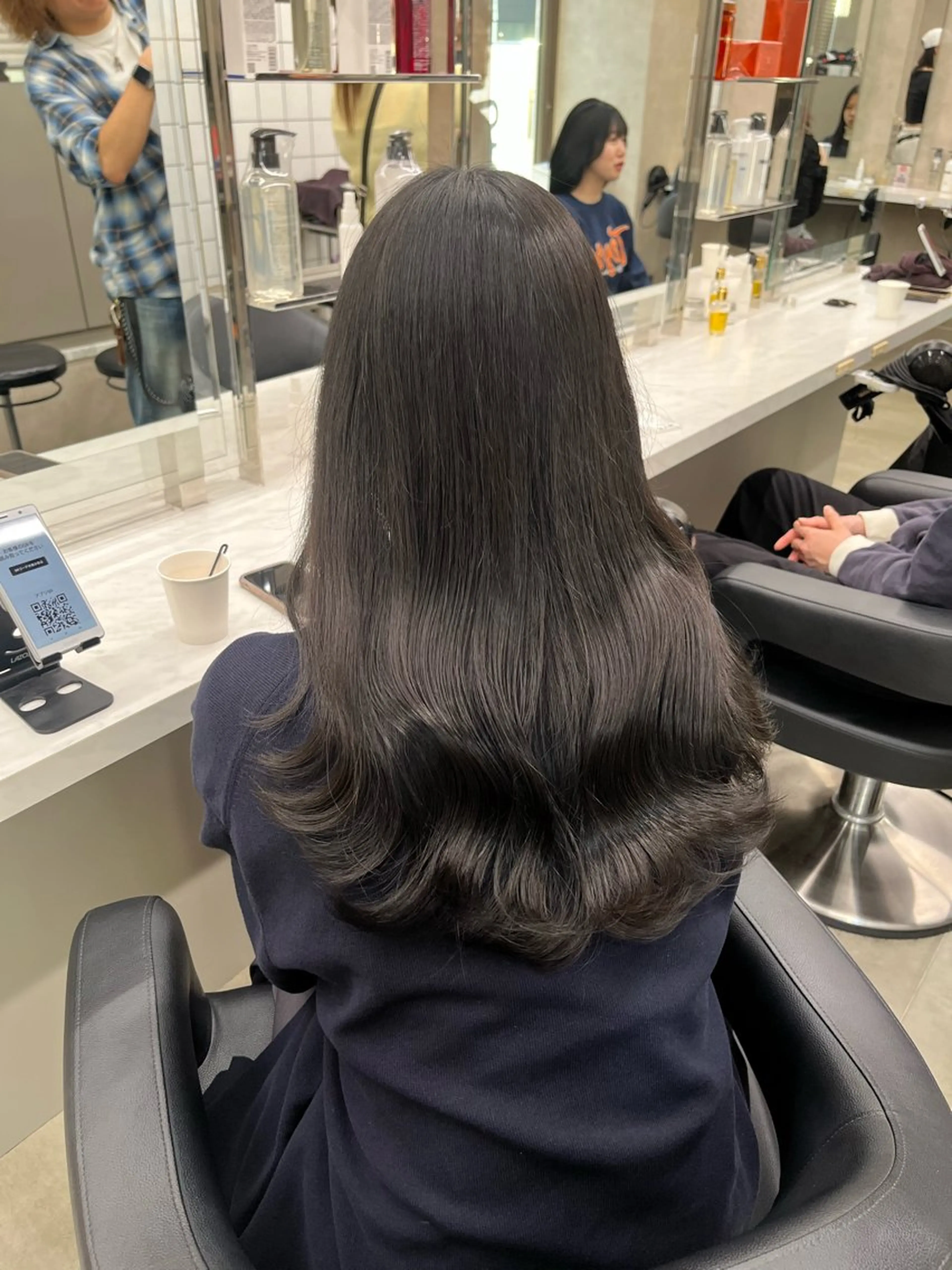 ロング ヘアカラー トリートメント ヘッドスパ ヘアセット 寒色＆ブリーチ特化 寒色MiOのヘアスタイル