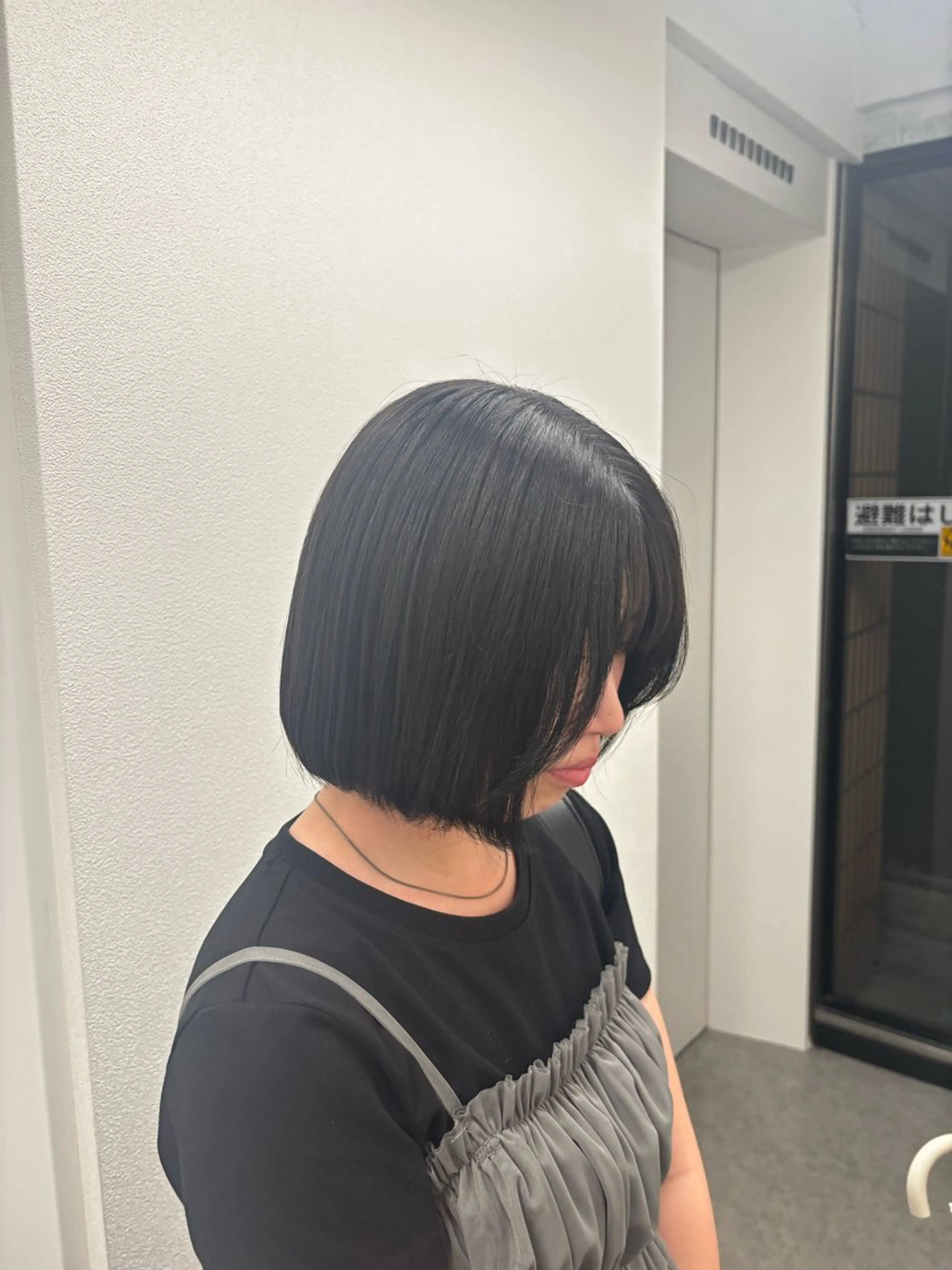 ショート カット ヘアカラー 寒色カラー🫧 HINAKO💙のヘアスタイル