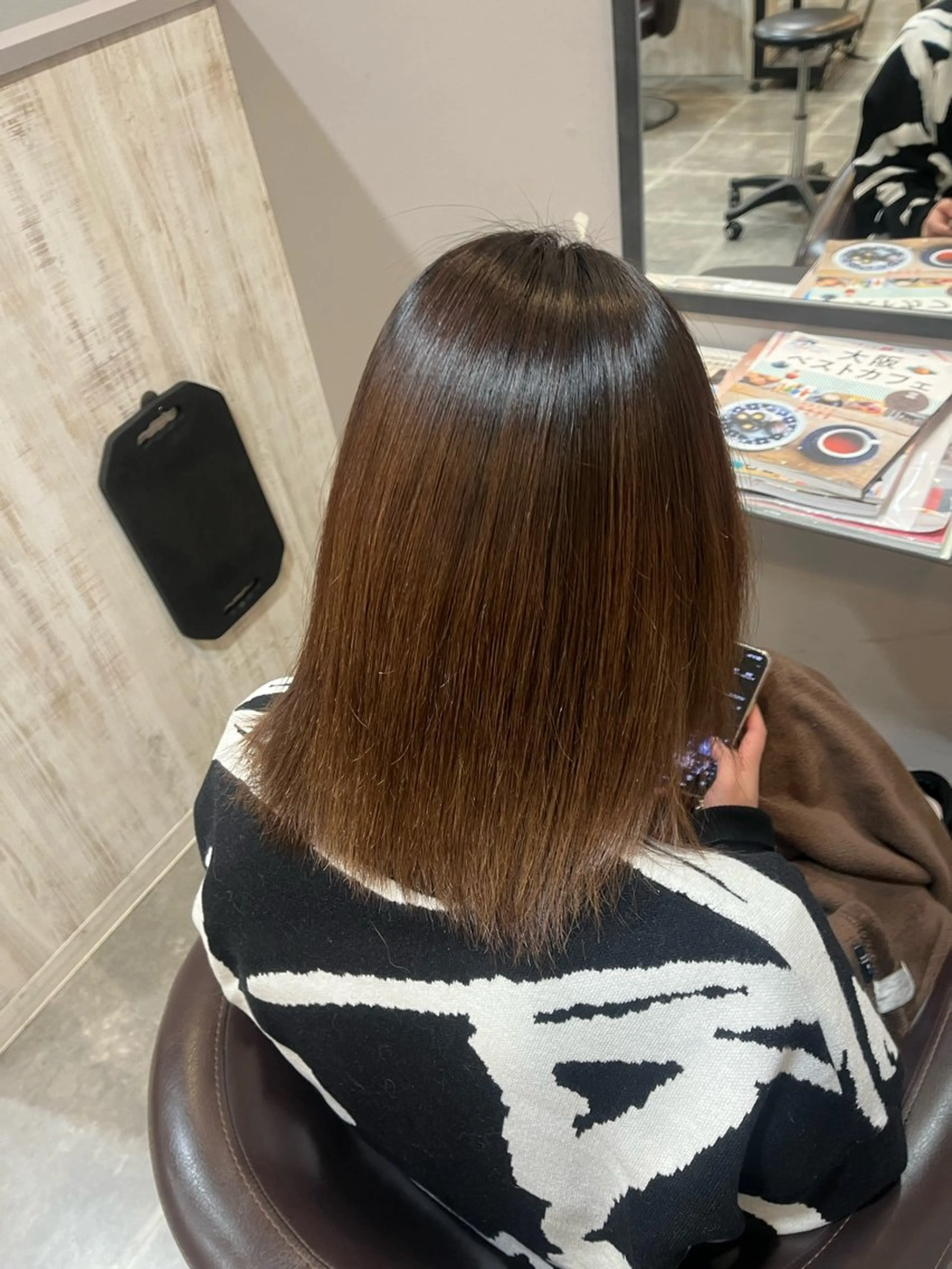 ミディアム 𝗕𝗼𝗻𝗵𝗲𝘂𝗿西梅田所属・ノンダメージ® 稲垣  いおりのヘアスタイル
