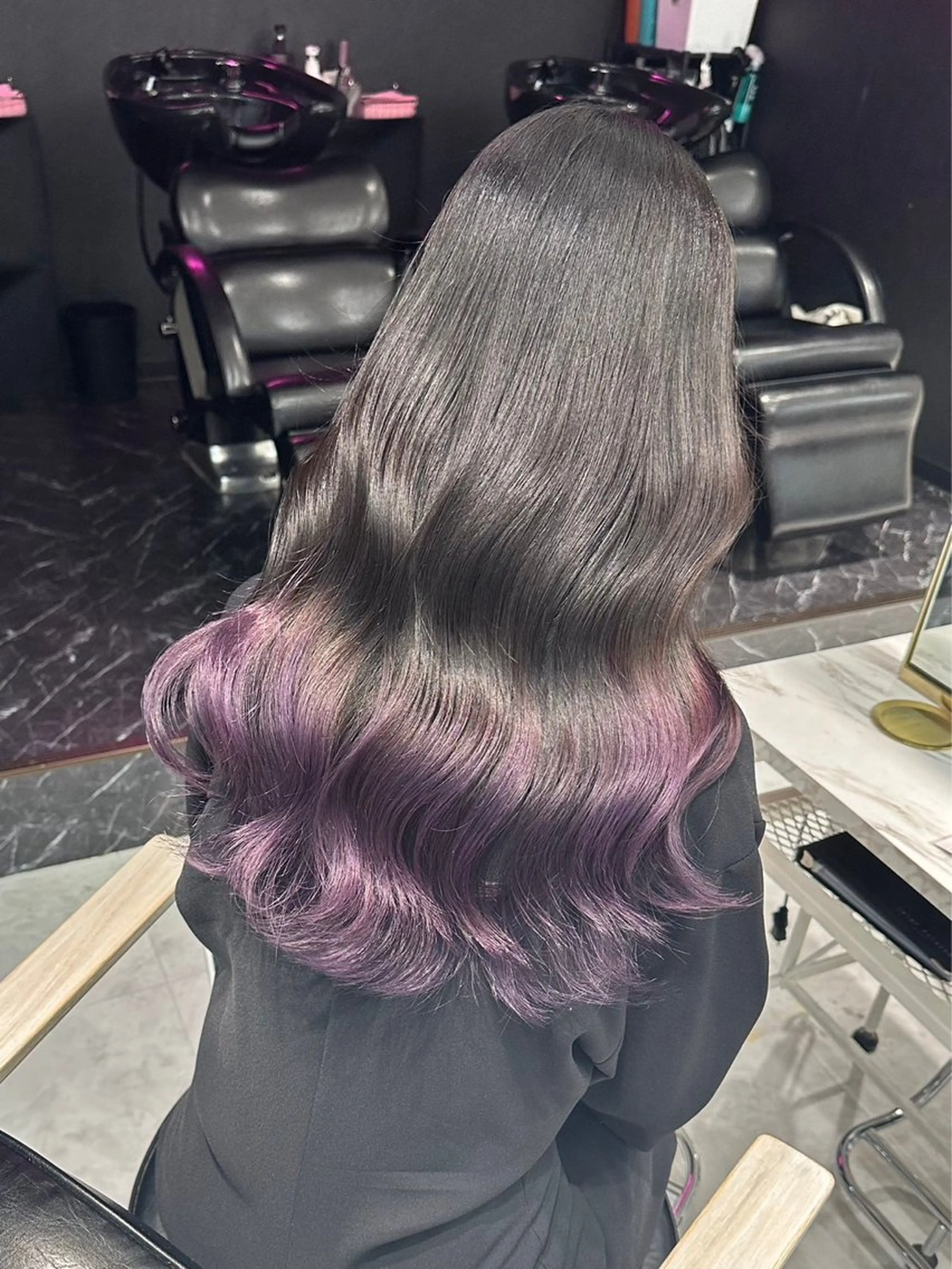 ロング カラー ブリーチ ケアブリーチ デザインカラー ダブルカラー ハイトーンカラー トリートメント ヘッドスパ ヘアセット メンズウルフ🐺♡ ピンク♡ヘアメ🎀のヘアスタイル