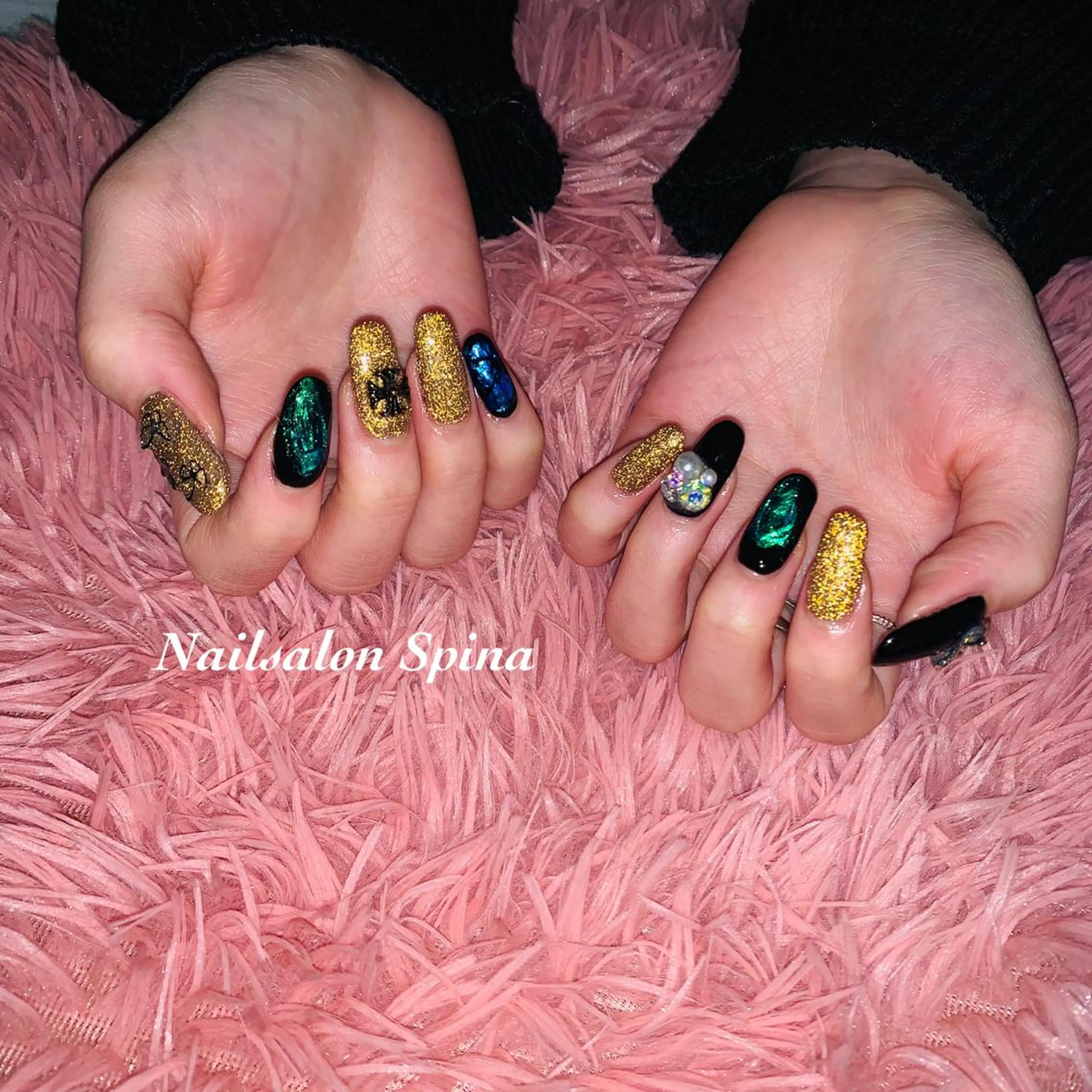 ネイル アートネイル オーロラネイル 成人式 フラッシュネイル ジェルネイル Nailsalon Spina 琴美のネイルデザイン