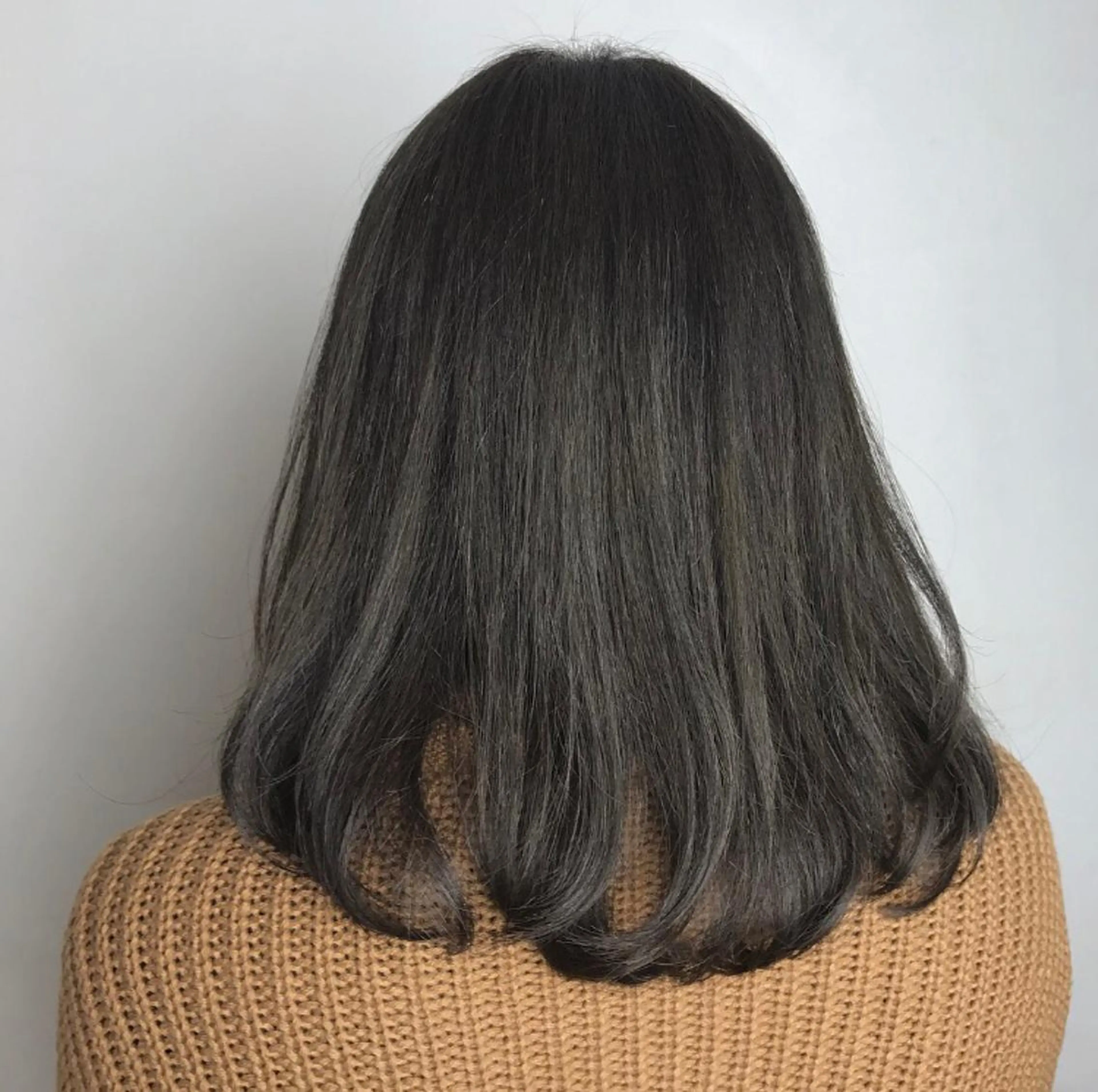 ミディアム カラー グレージュ カット特化柏駅 徒歩3分LOUのヘアスタイル