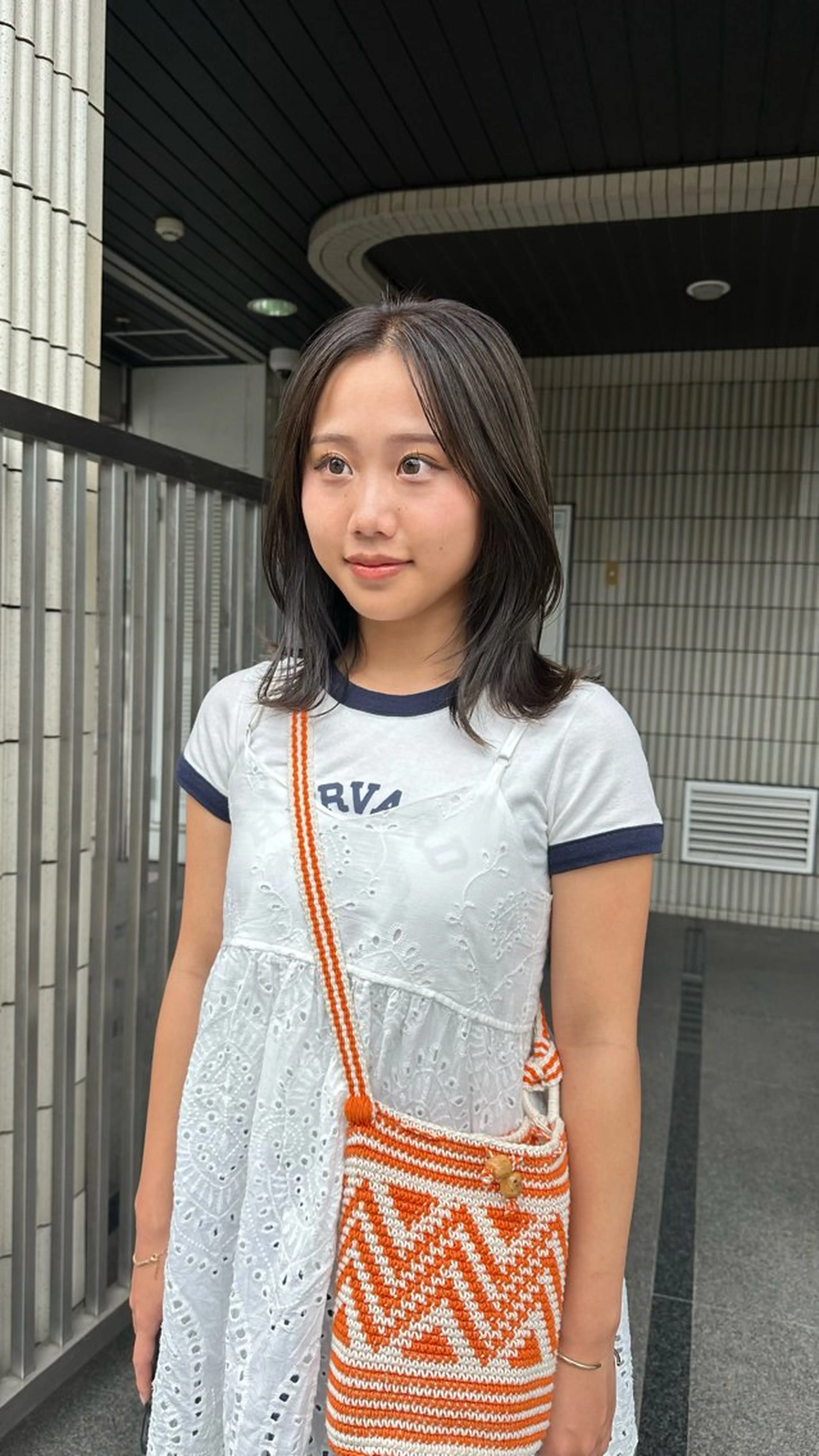 ミディアム カット ヘアカラー ショート無料カット 募集🩶narumiのヘアスタイル