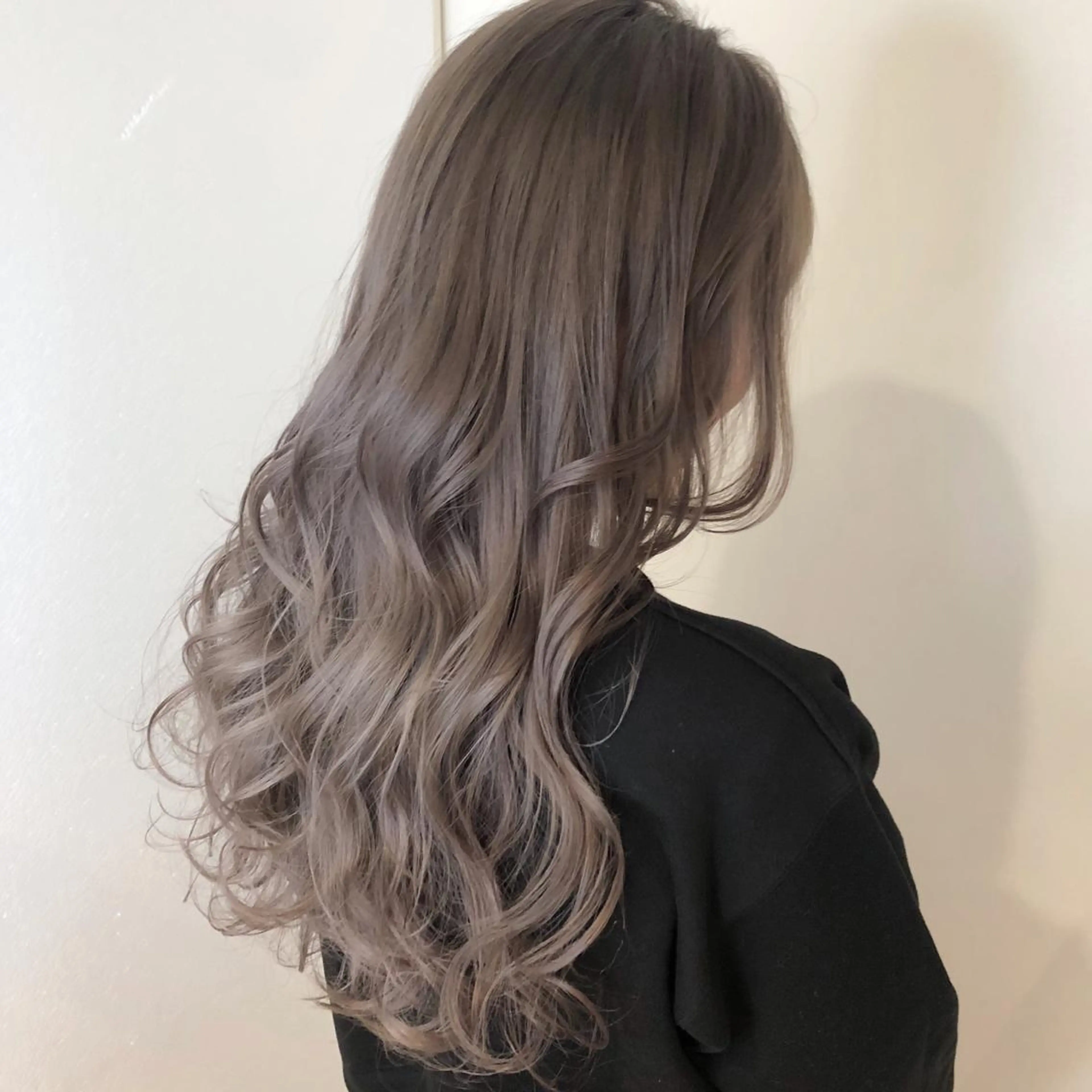 ロング カラー ベージュカラー ピンクカラー ピンクベージュ 渡邊 直輝のヘアスタイル
