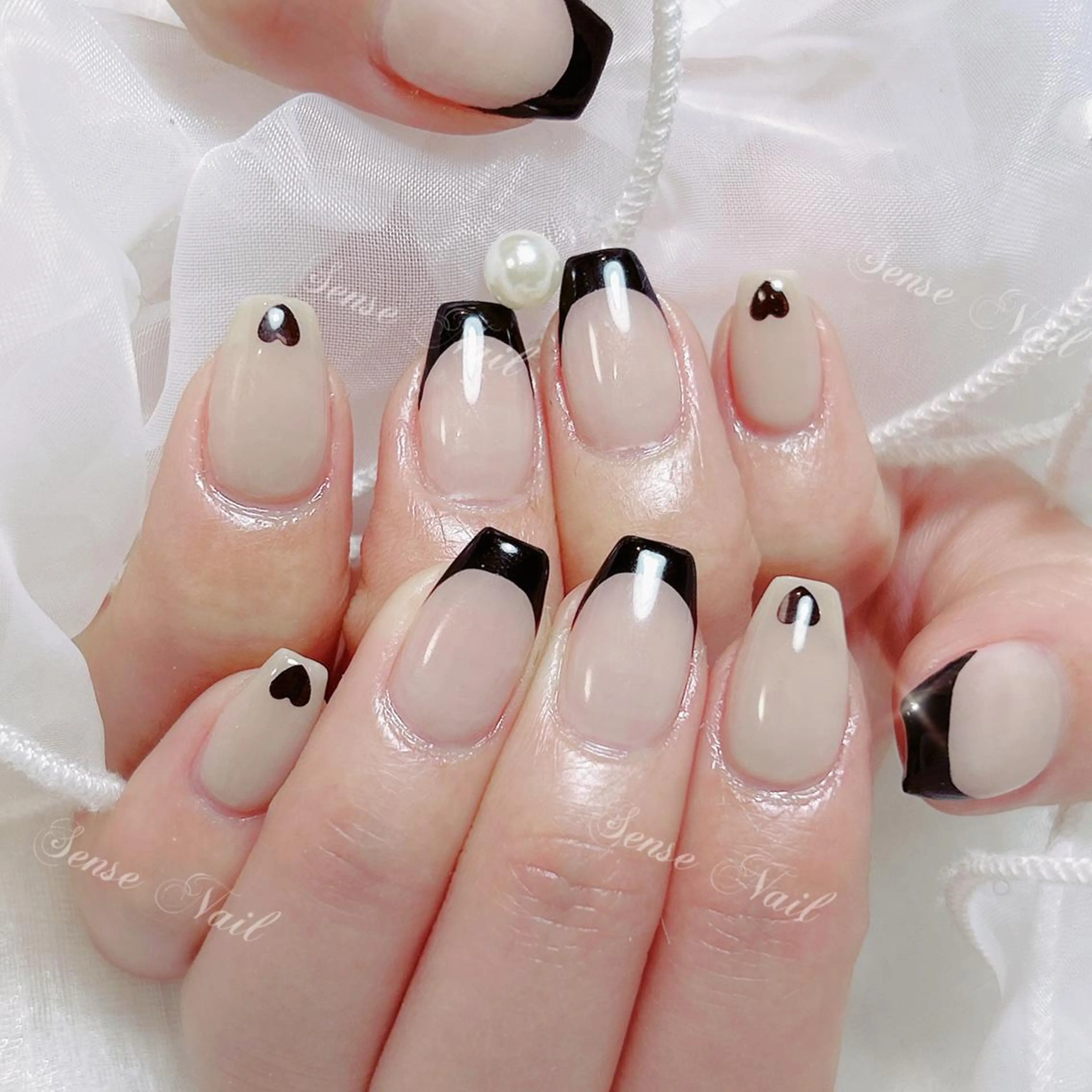 ネイル ハンドネイル ハンドケア Feinn Ink💕のネイルデザイン