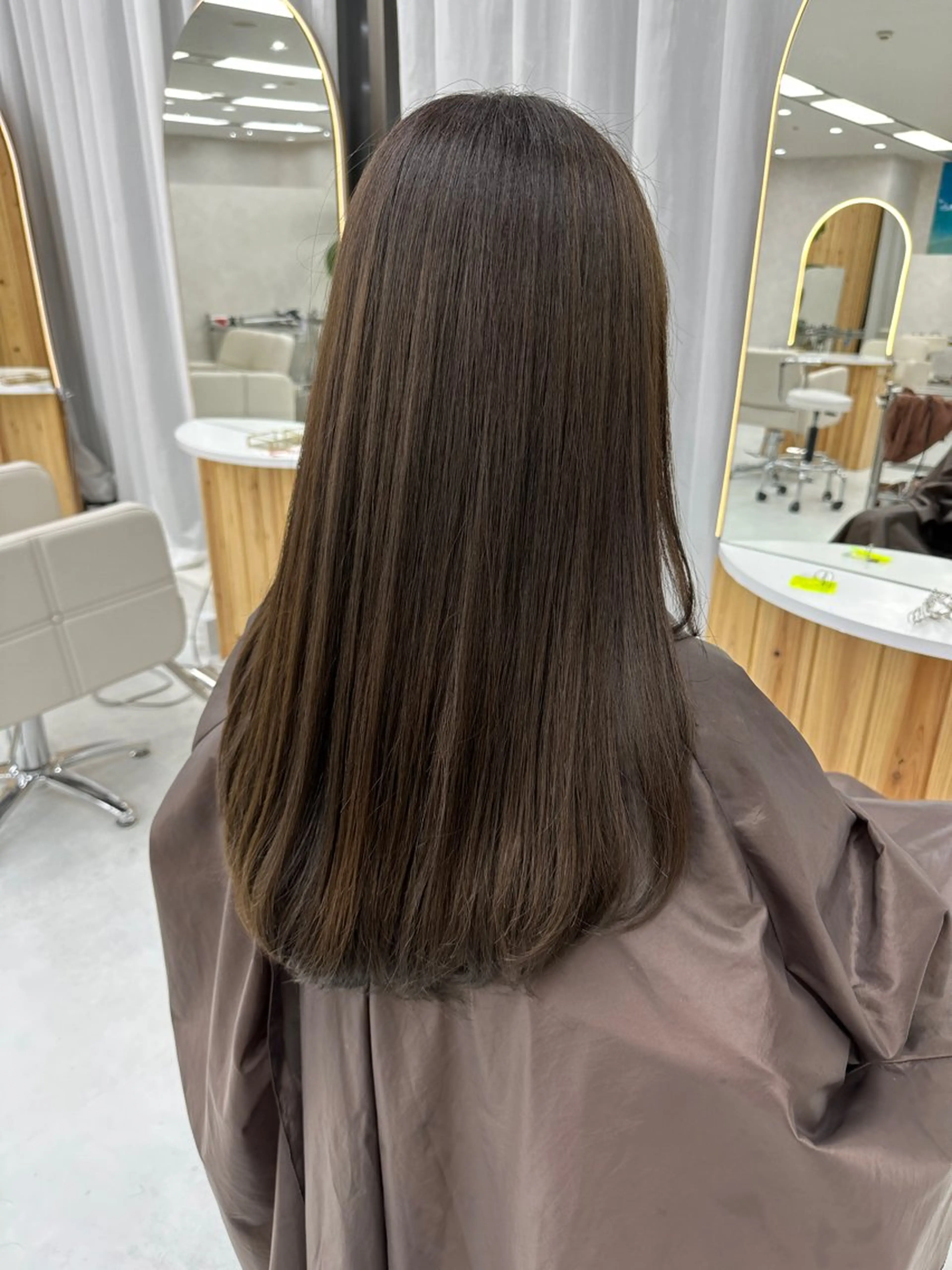 ロング カラー ベージュカラー ヘアカラー 大場 賀句のヘアスタイル