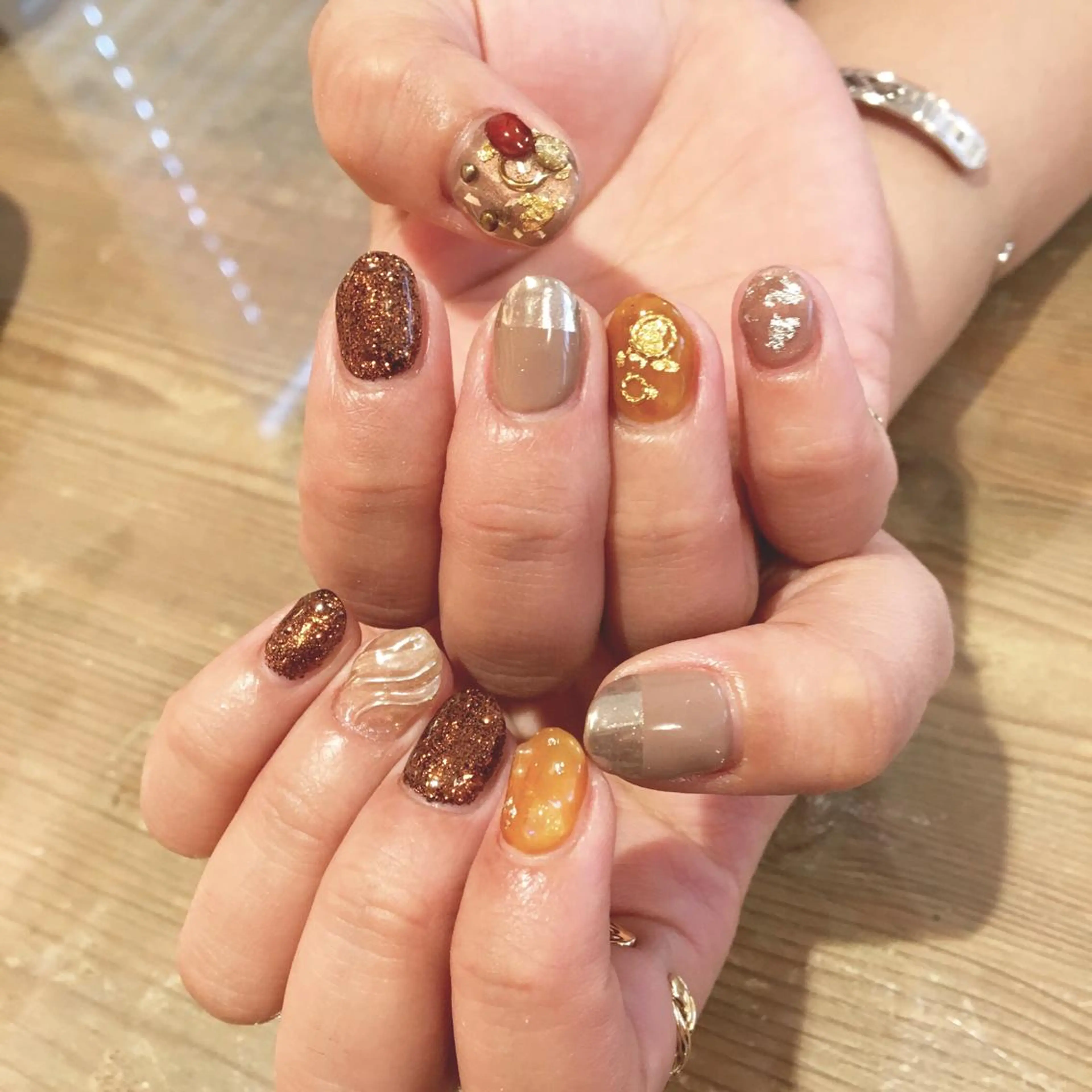 ネイル ニュアンスネイル revia所属・ERI Nailistのネイルデザイン