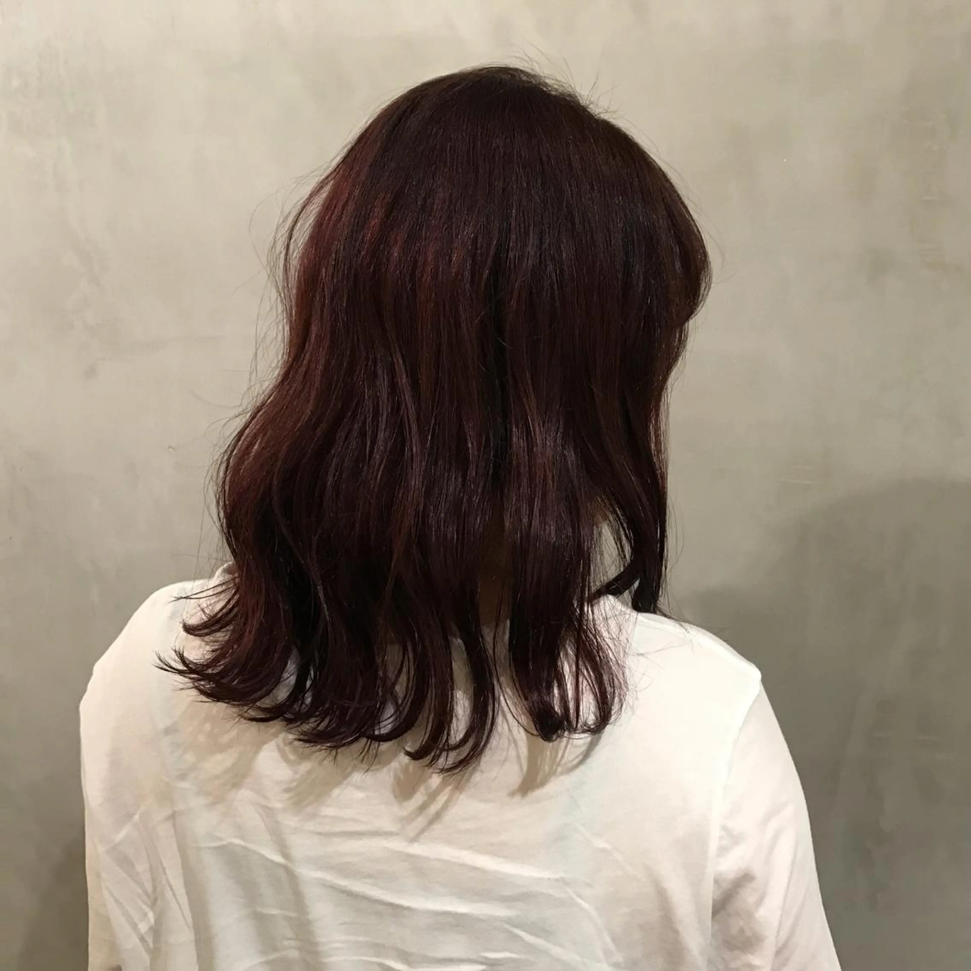 ミディアム カラー アンニュイヘア🪽 ayumiのヘアスタイル