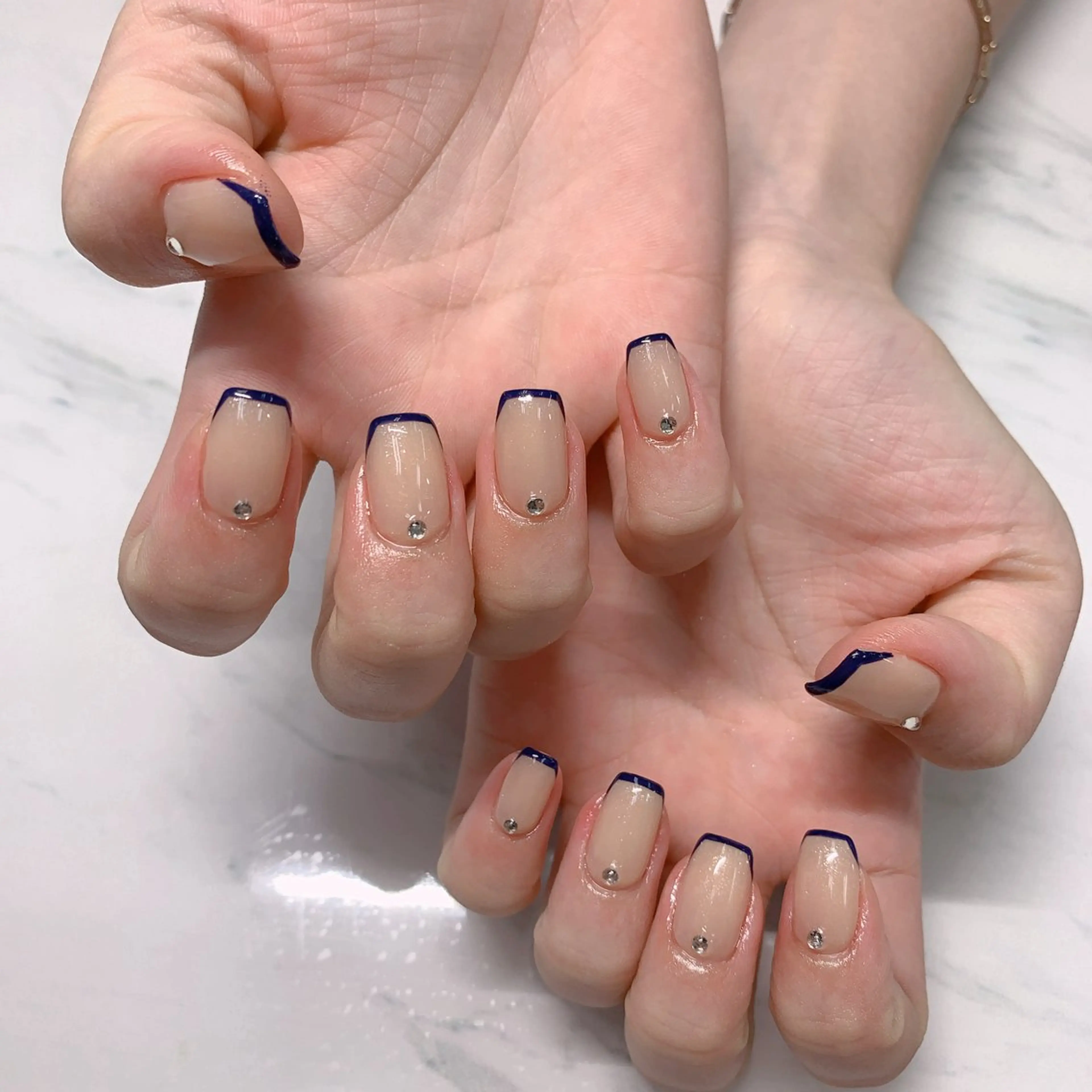 ネイル ハンドネイル インフィニティ ネイルサロンのネイルデザイン