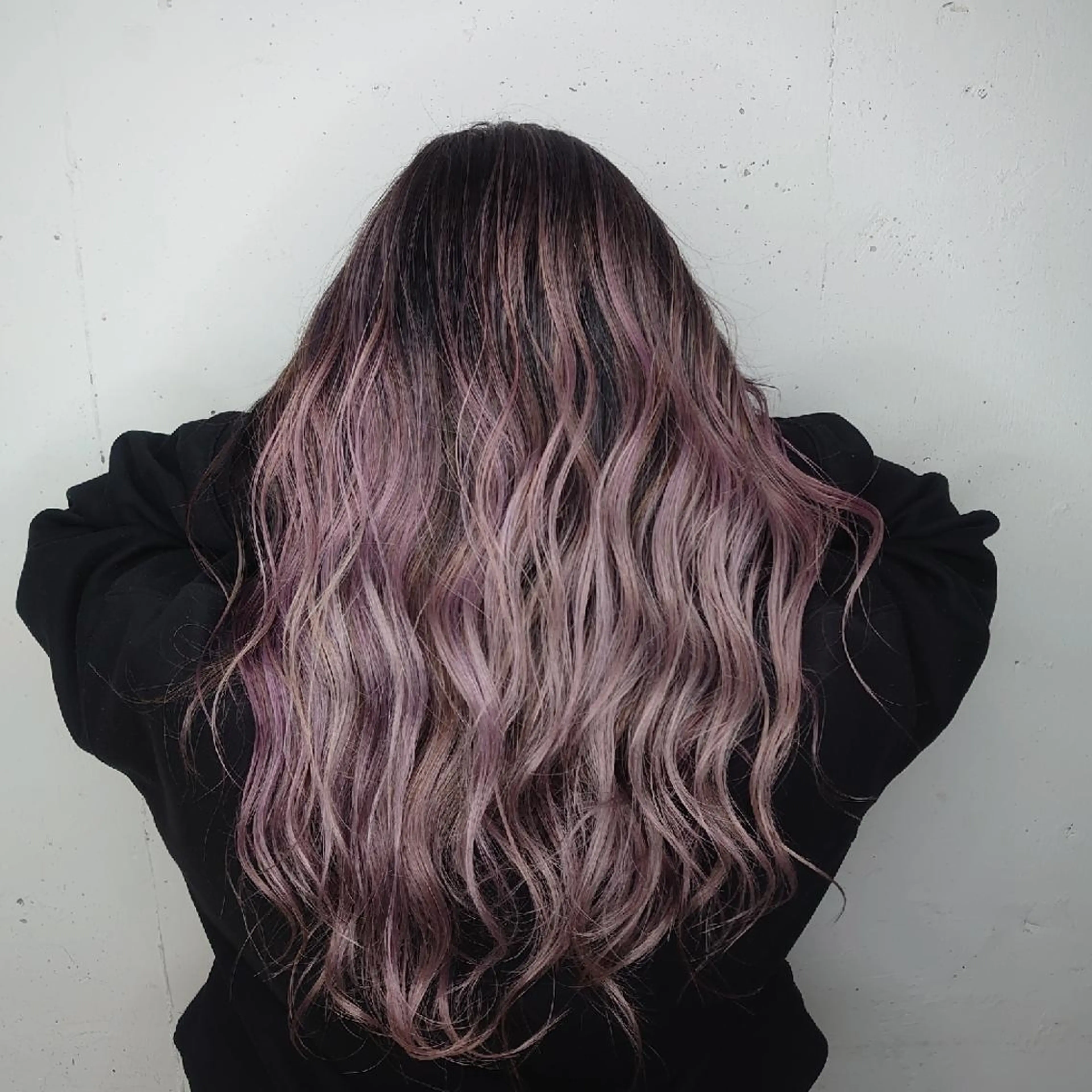 セミロング ヘアアレンジ カラー グレージュ ラベンダーカラー ラベンダーグレージュ ラベンダーグレー カット ヘアカラー E Komo hair所属・Wow❕E Komo hair 永井一輝のヘアスタイル