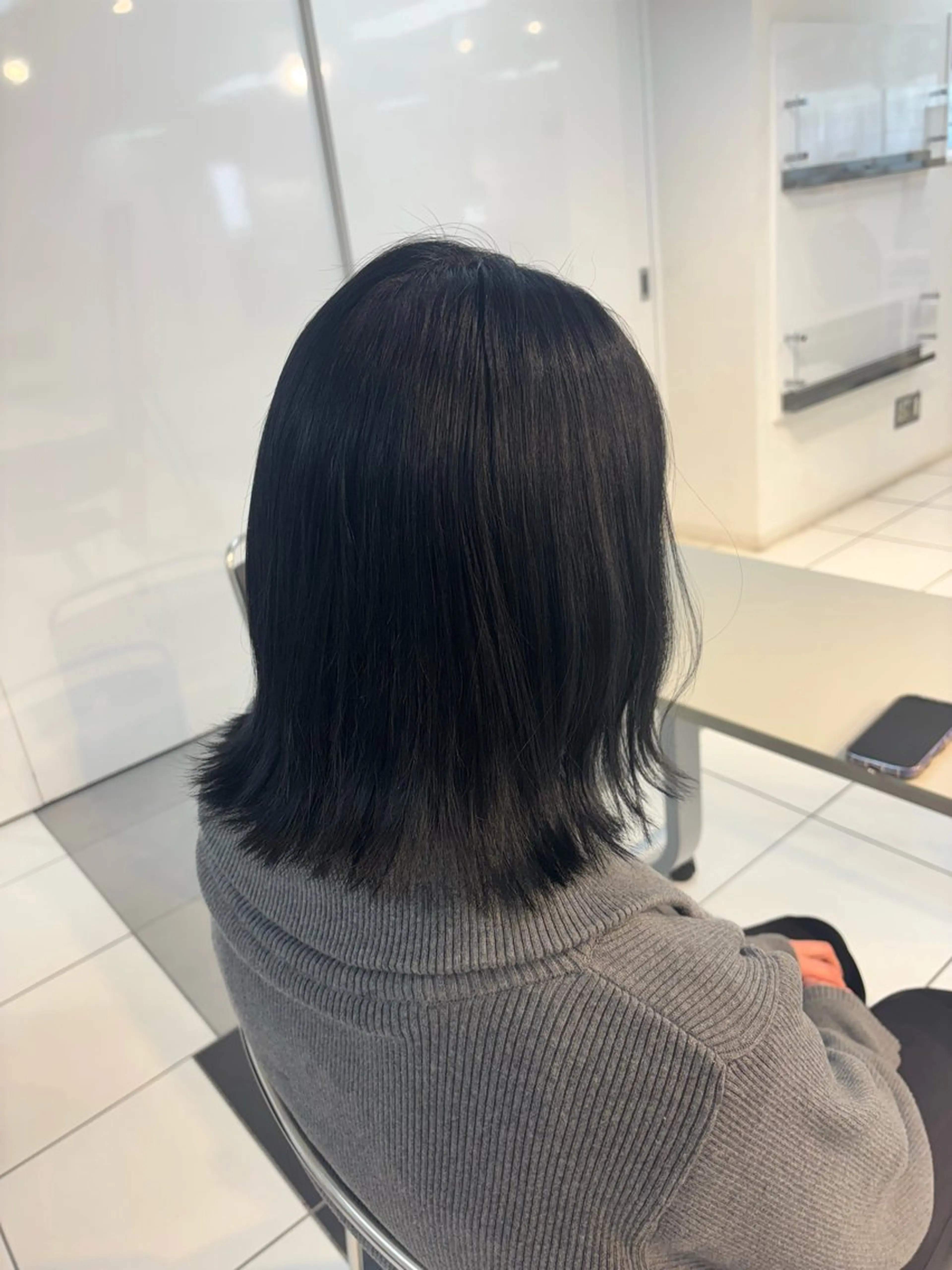ミディアム カラー 入江 麻帆のヘアスタイル