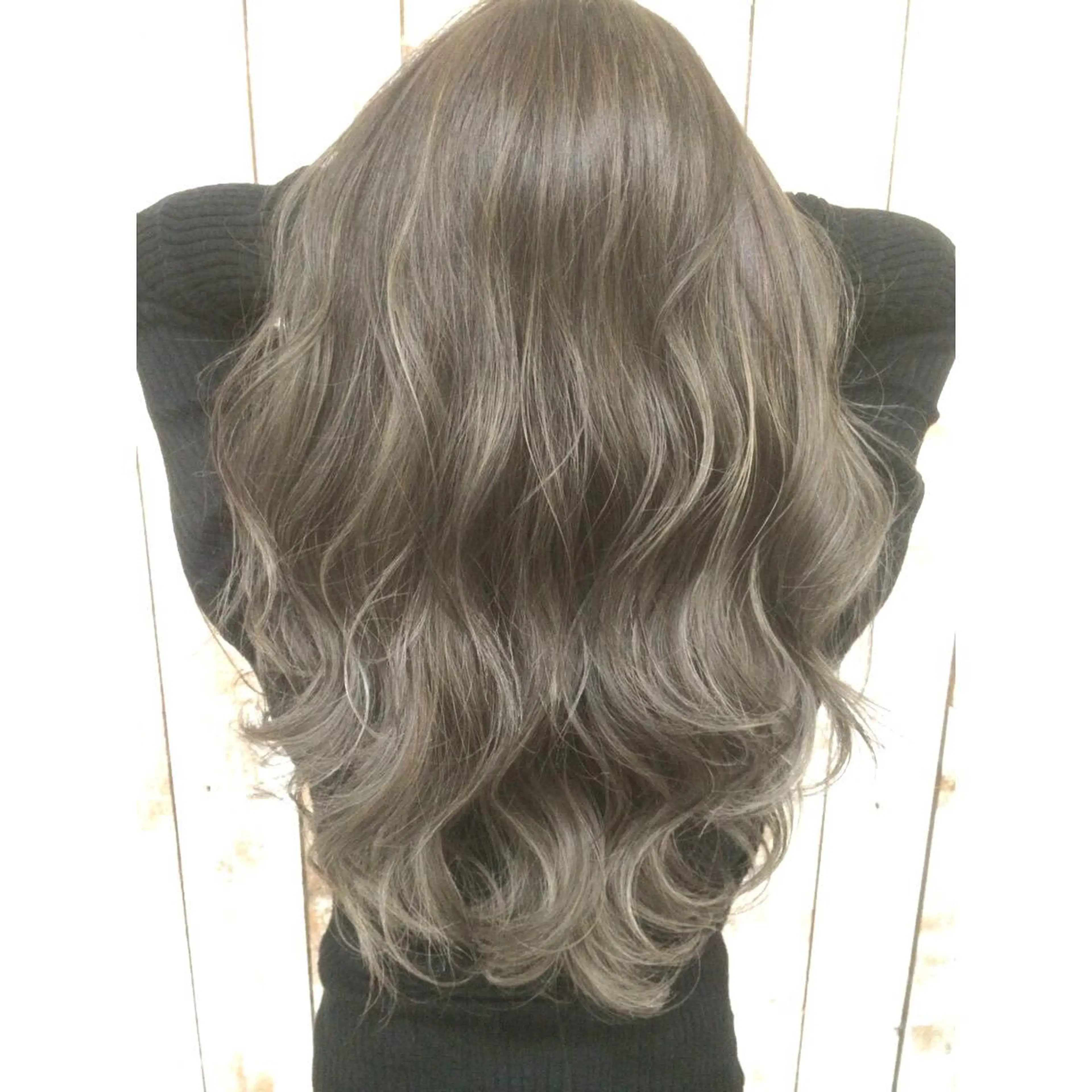 ロング カラー ハイライトカラー 3Dハイライト ハイライト ヘアカラー トリートメント 井上 一平のヘアスタイル