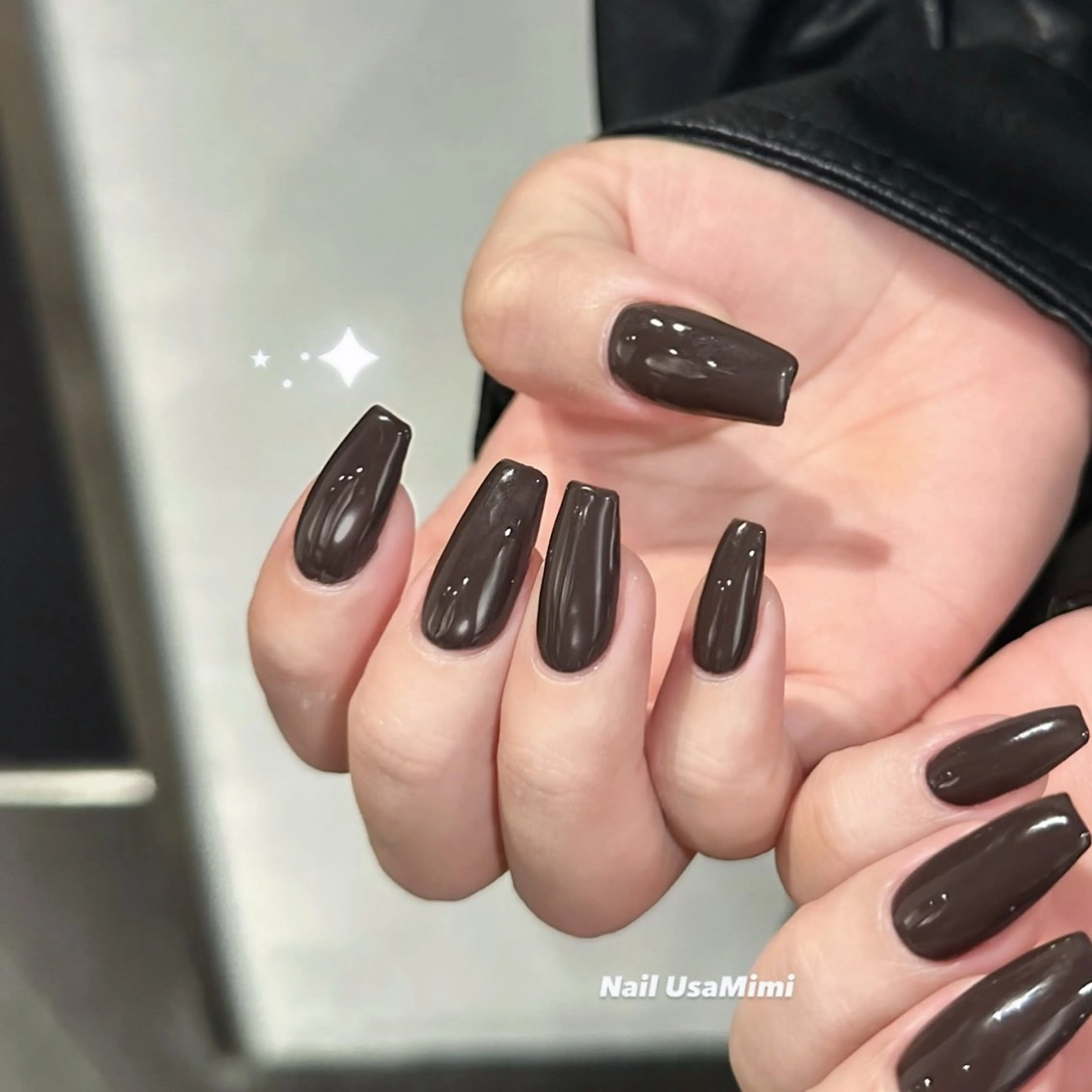 ネイル ブラウン ハンドネイル 本町NailUsaM imi MOMOKAのネイルデザイン